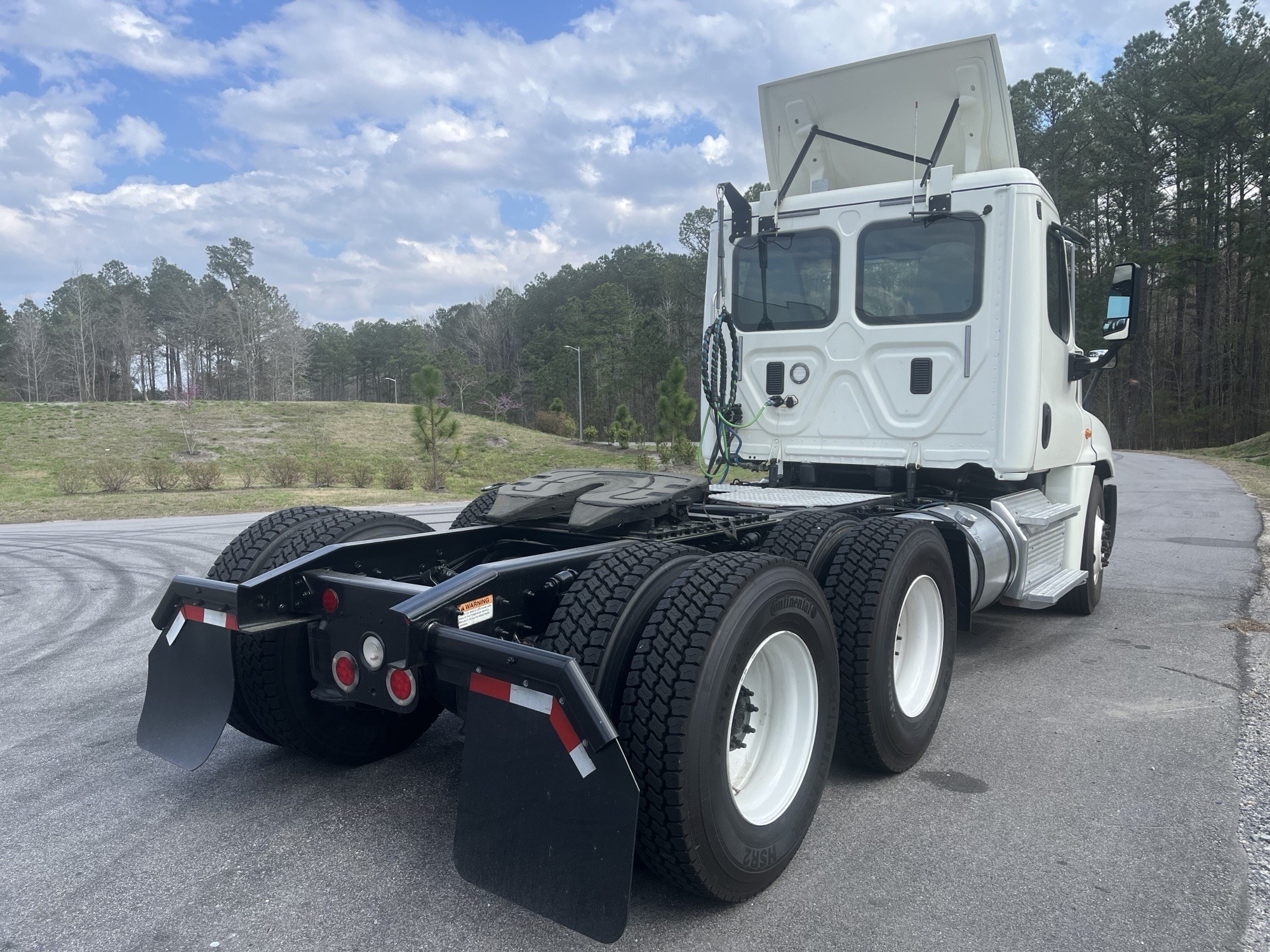 2017 Freightliner - image 5