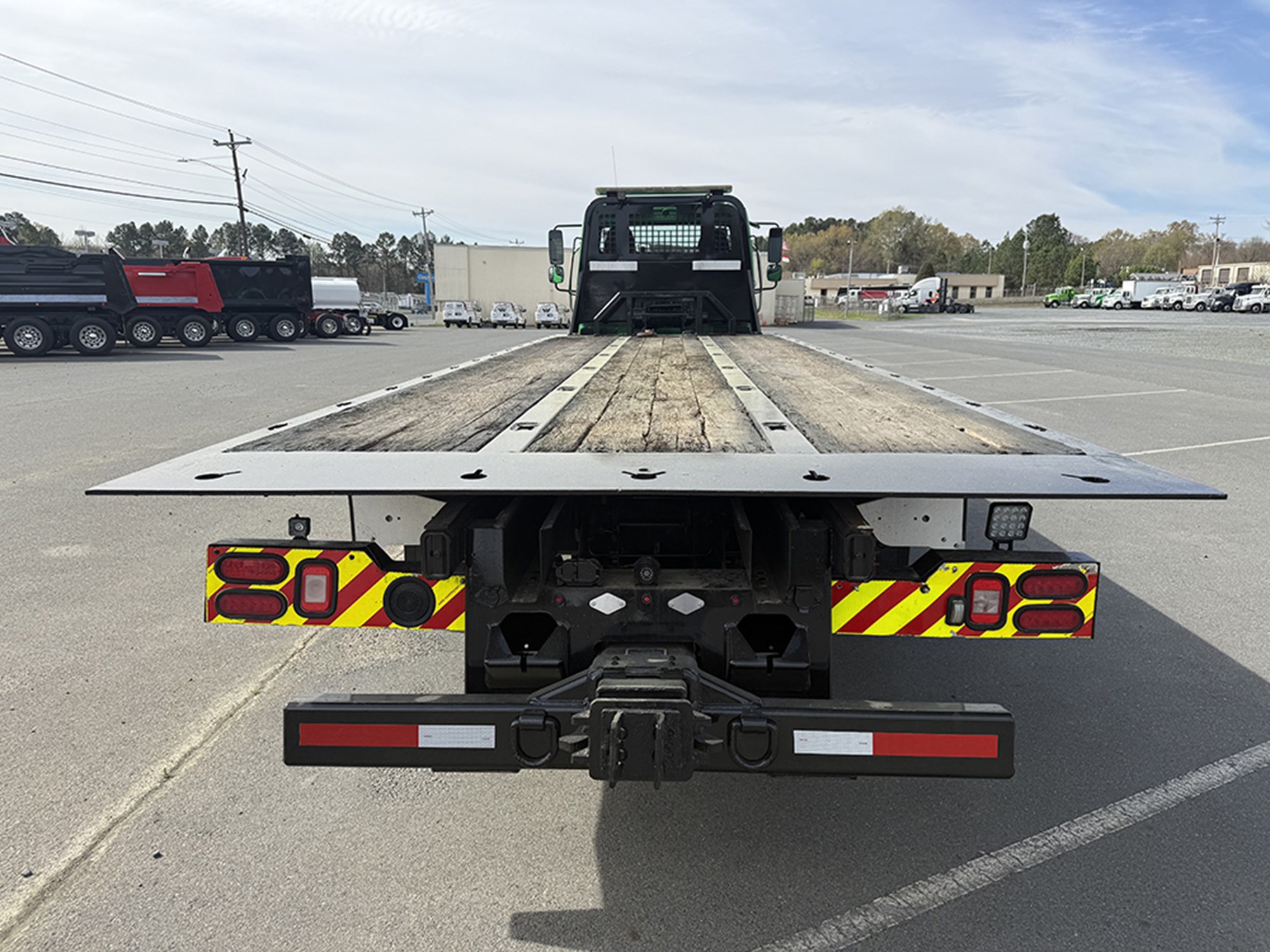 2018 Freightliner M2 106 - image 6