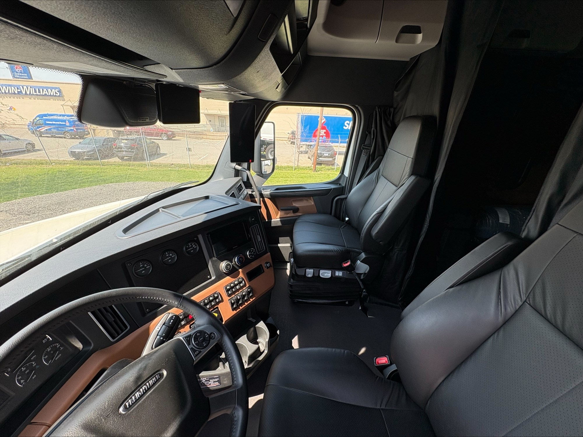 2026 Freightliner - image 5