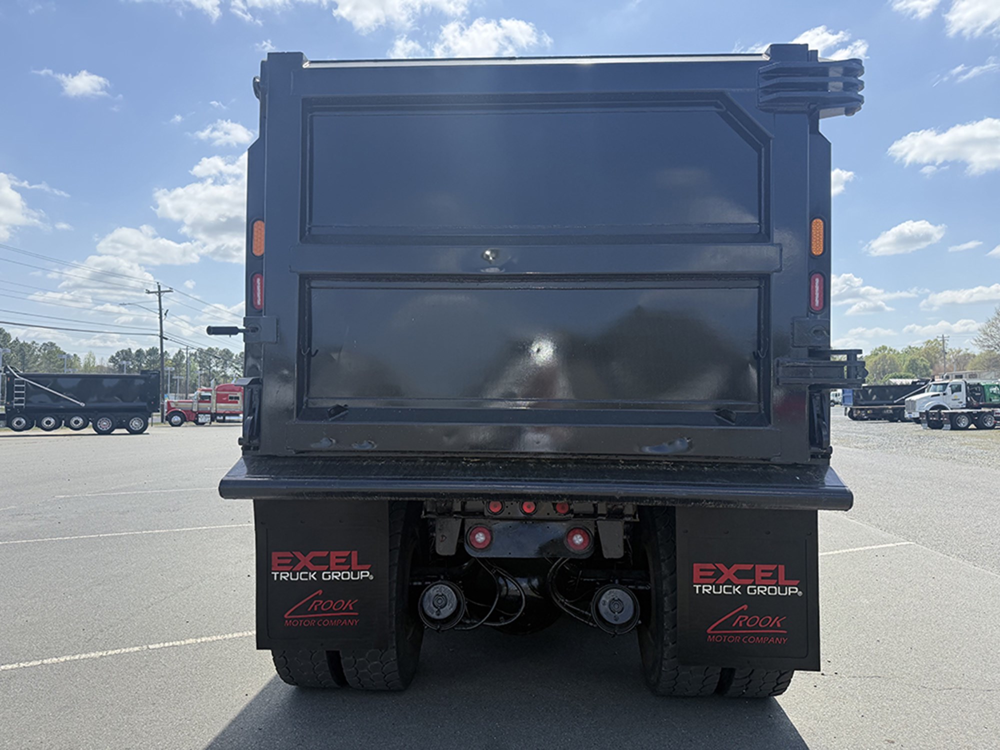 2024 Western Star 47X - image 5 of 6