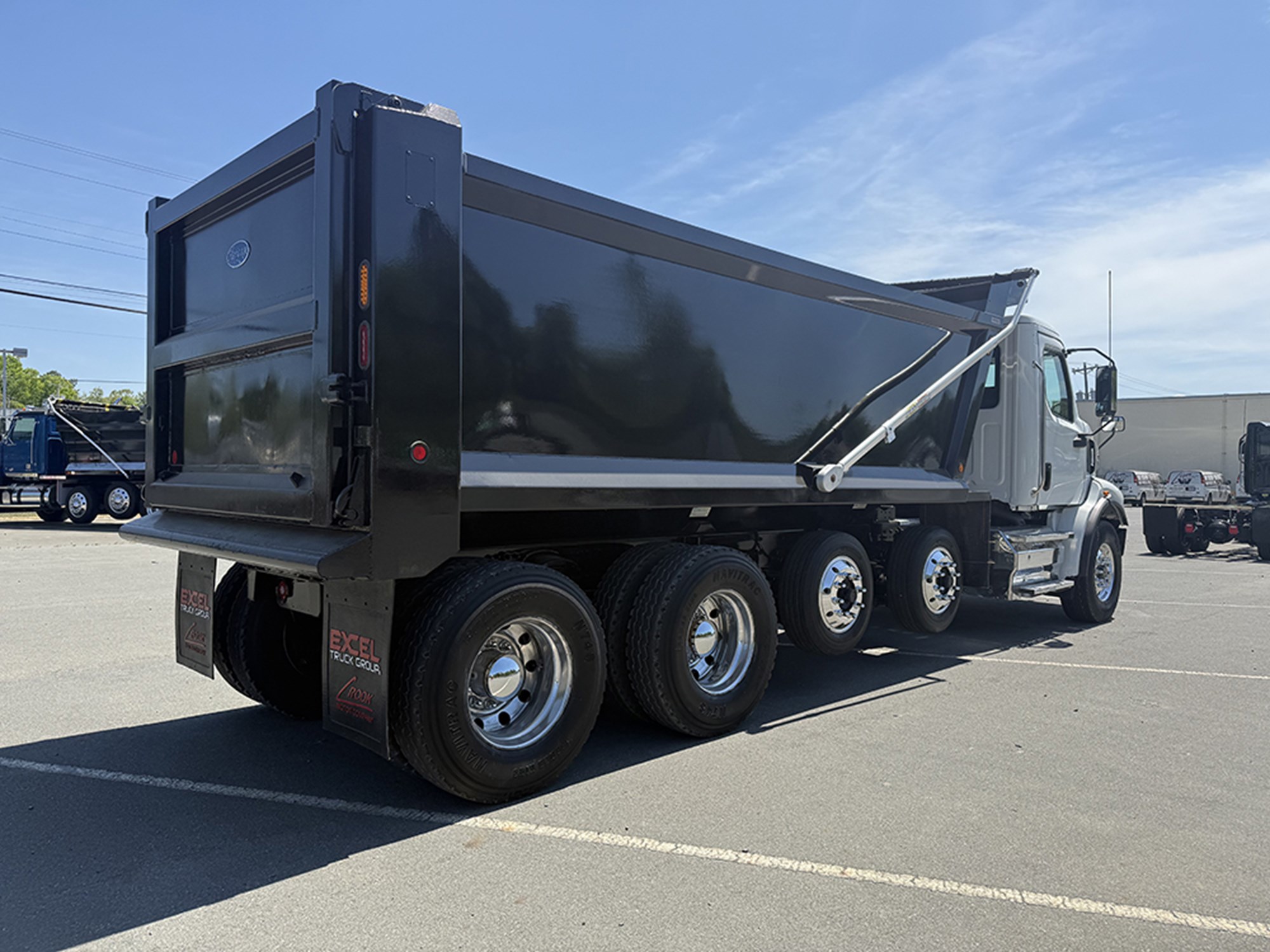 2025 Western Star 47X - image 4 of 6