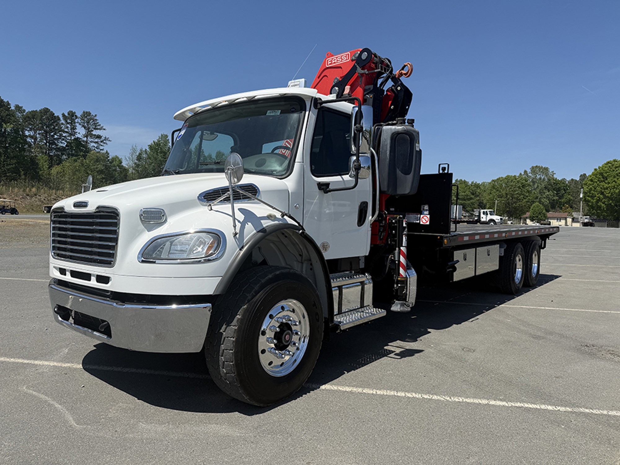 2018 Freightliner M2 - image 1 of 6
