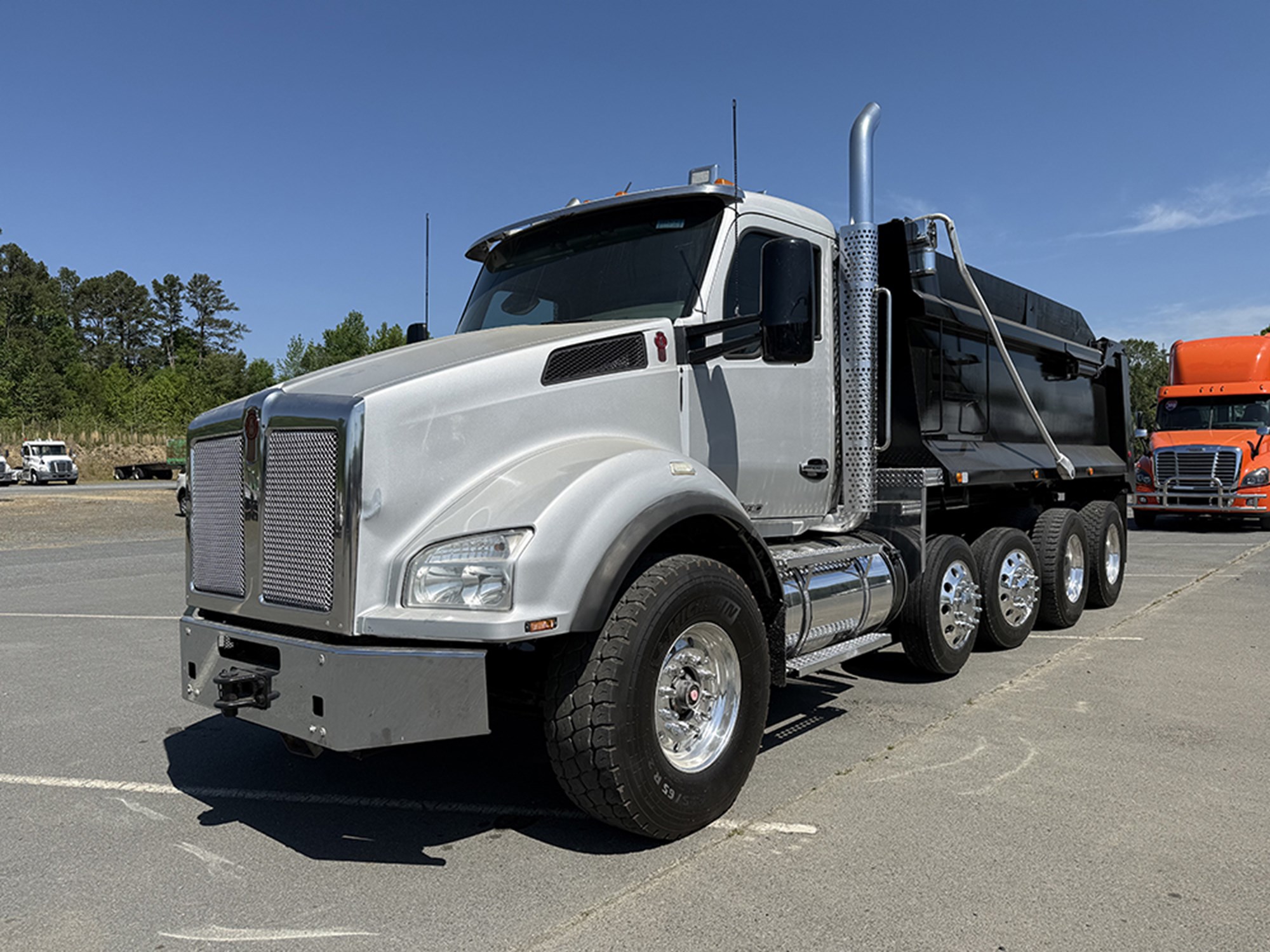 2018 Kenworth T880 - image 1 of 6