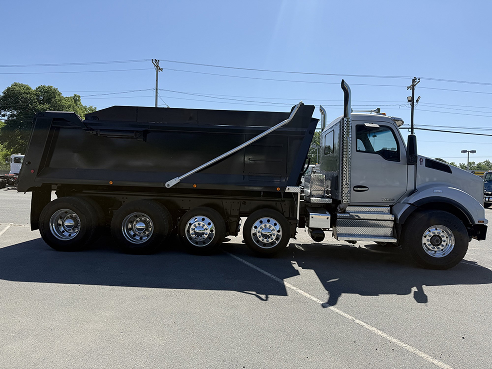 2018 Kenworth T880 - image 3