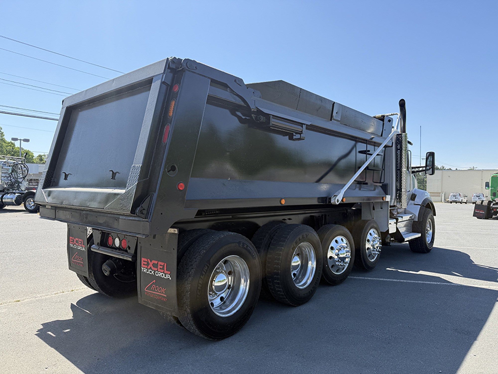 2018 Kenworth T880 - image 4 of 6