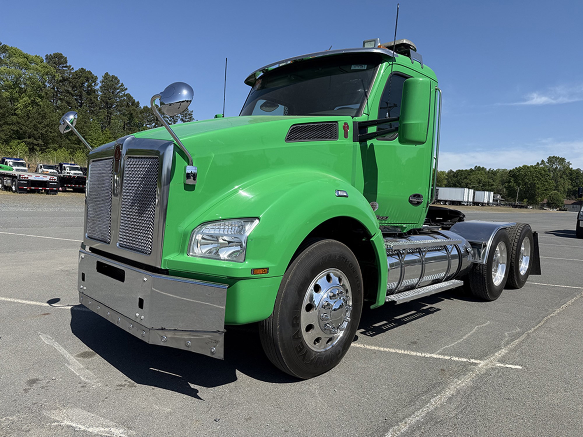 2018 Kenworth T880 - image 1 of 6