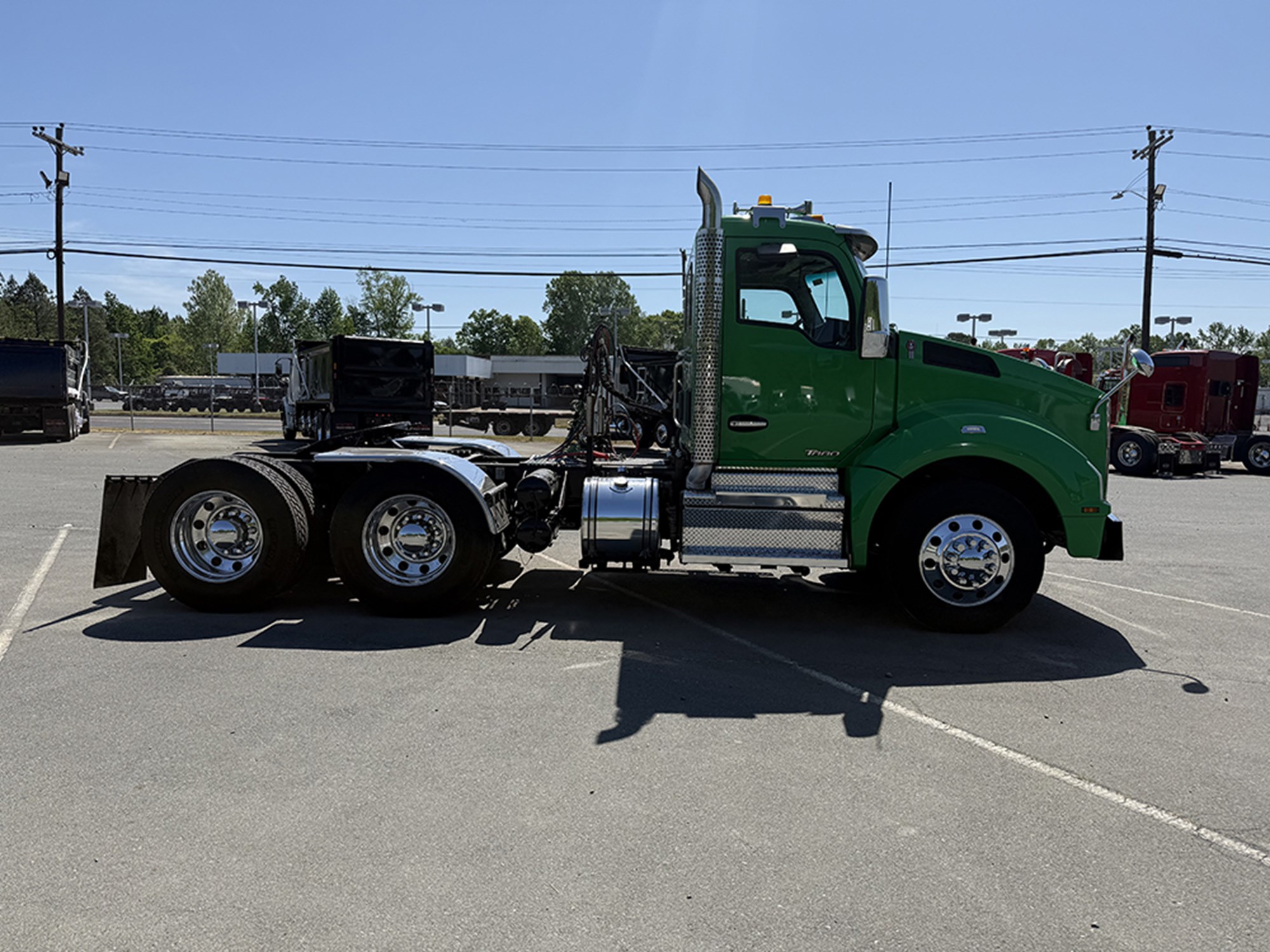 2019 Kenworth T880 - image 3 of 6