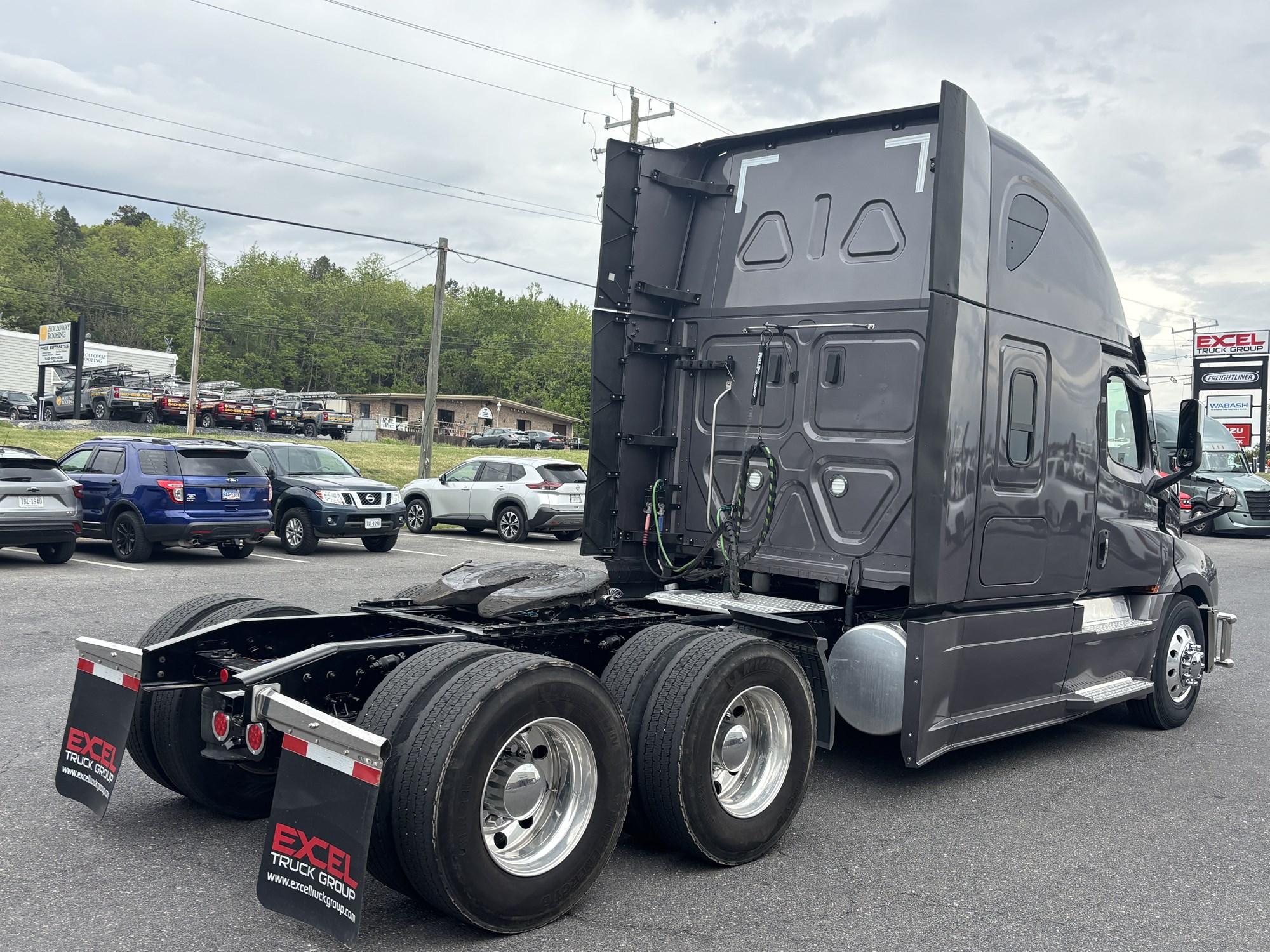 2024 Freightliner Cascadia 126 - image 5 of 6