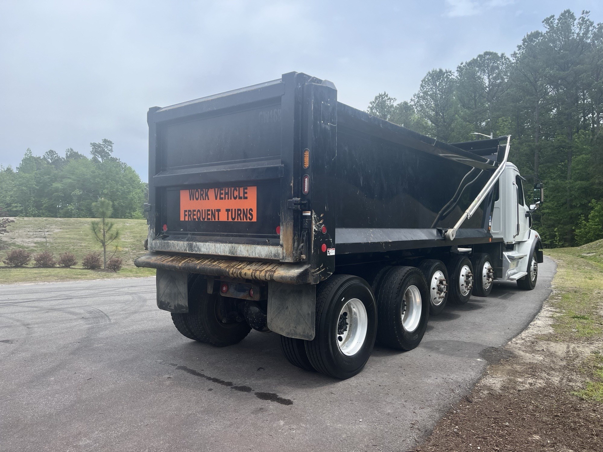 2025 Western Star 47X - image 5 of 6