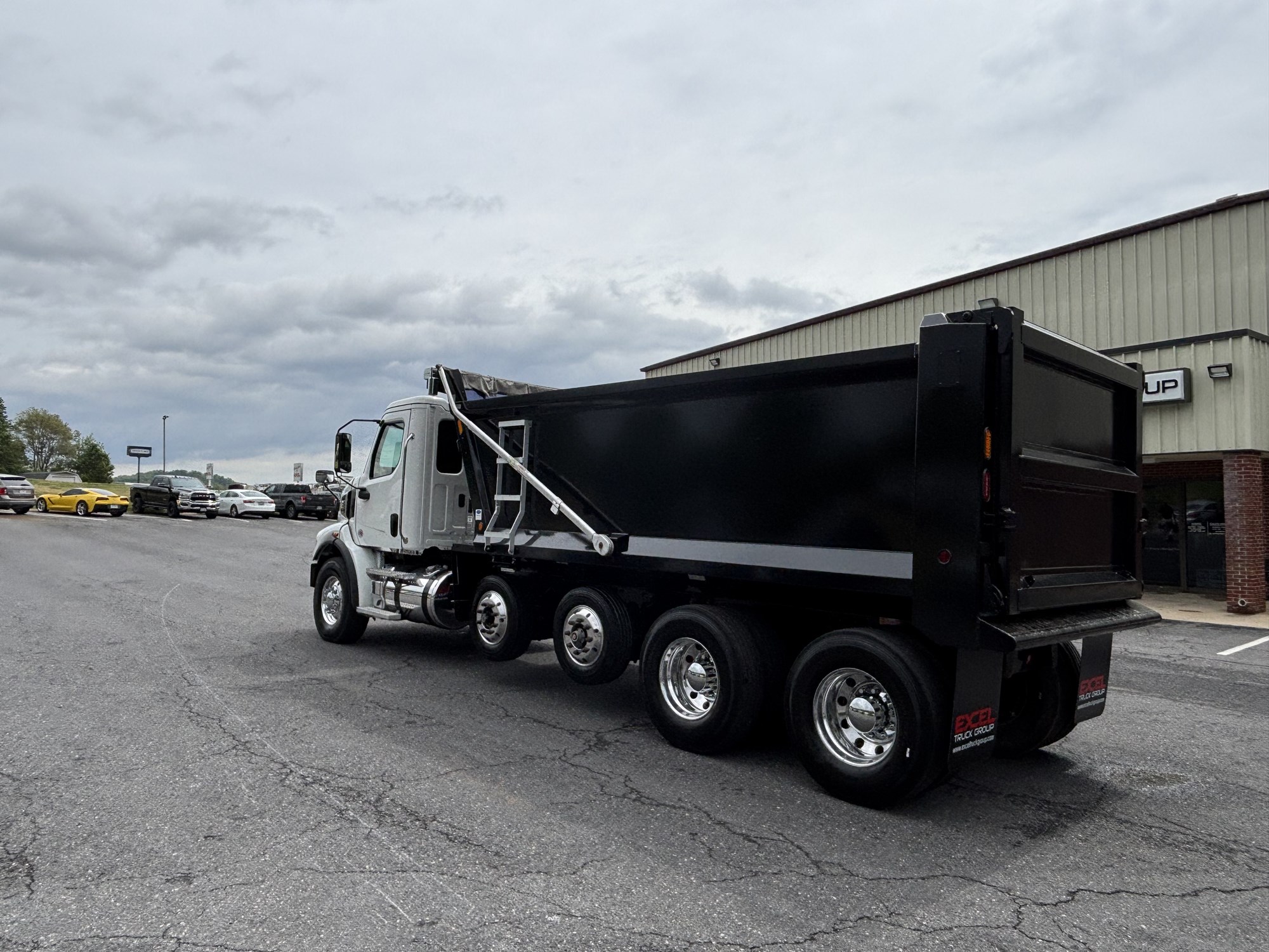 2025 Western Star 47X — photo 3