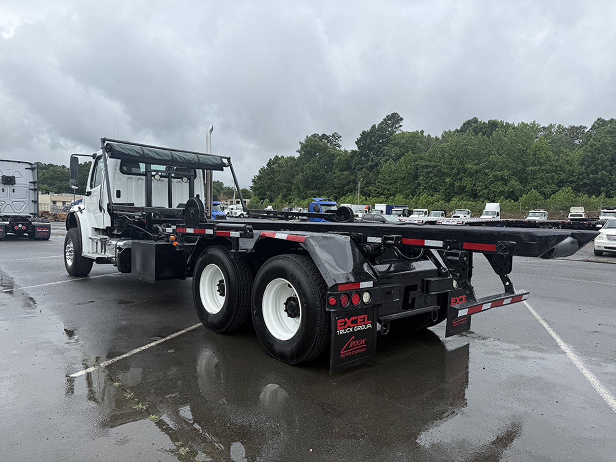 2018 Freightliner M2 - image 6 of 6
