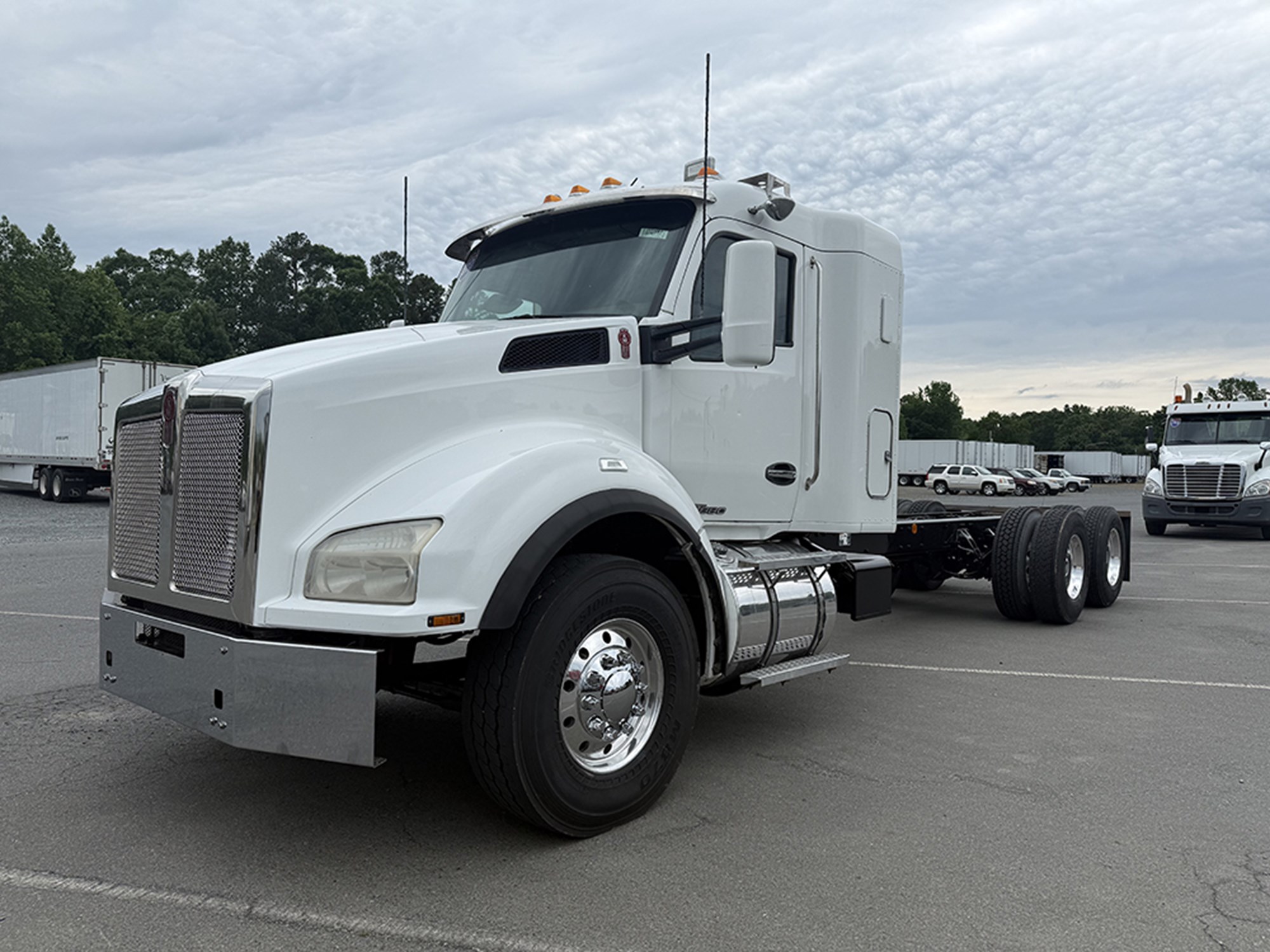 2017 Kenworth T880 - image 1 of 6