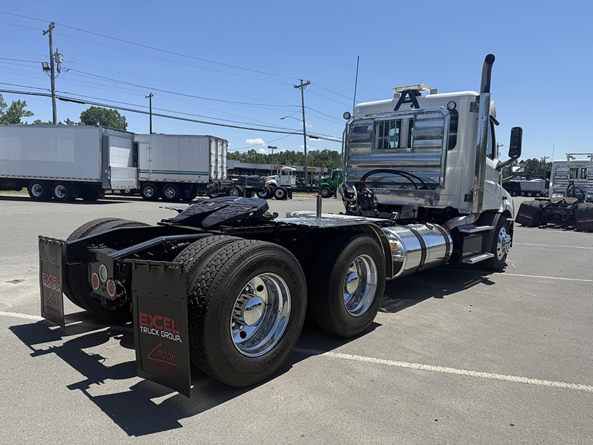2019 Freightliner Cascadia 116 - image 4 of 6