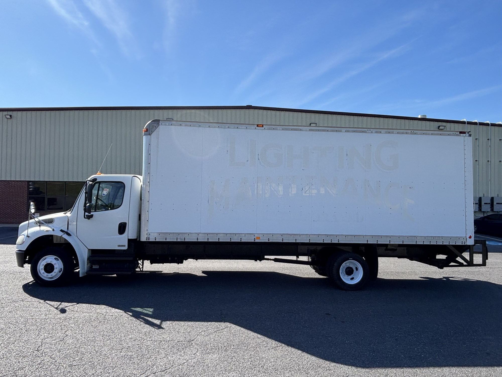 2008 Freightliner M2 - image 3 of 6