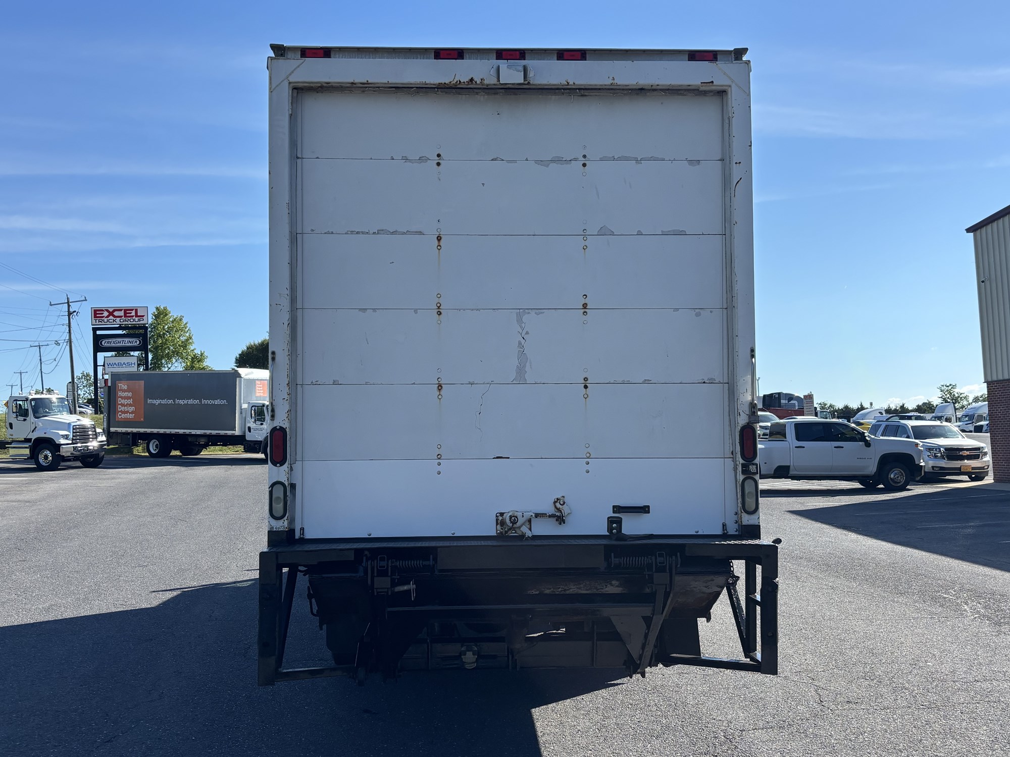 2008 Freightliner M2 - image 5 of 6
