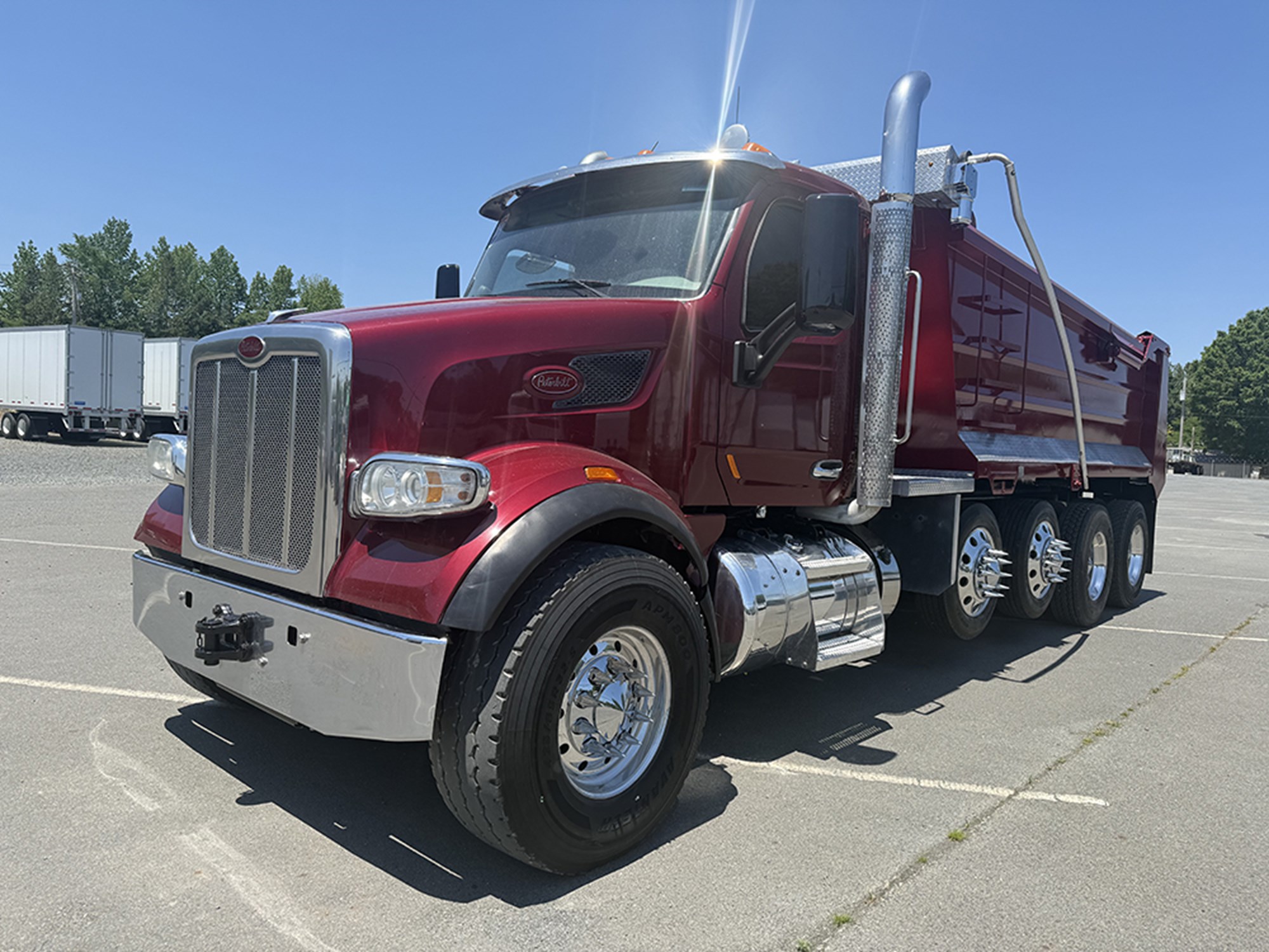2019 Peterbilt 567 - image 1 of 6