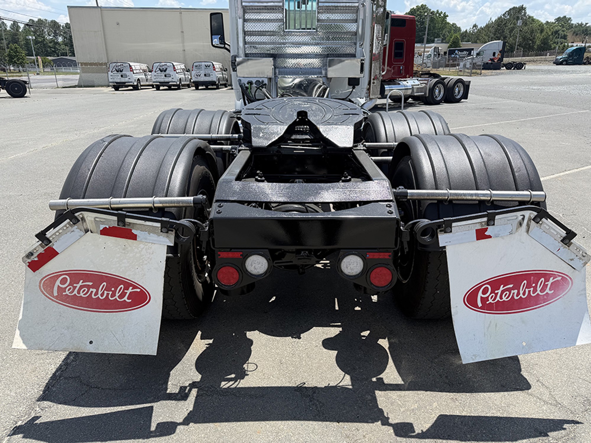 2019 Peterbilt 567 - image 5 of 6