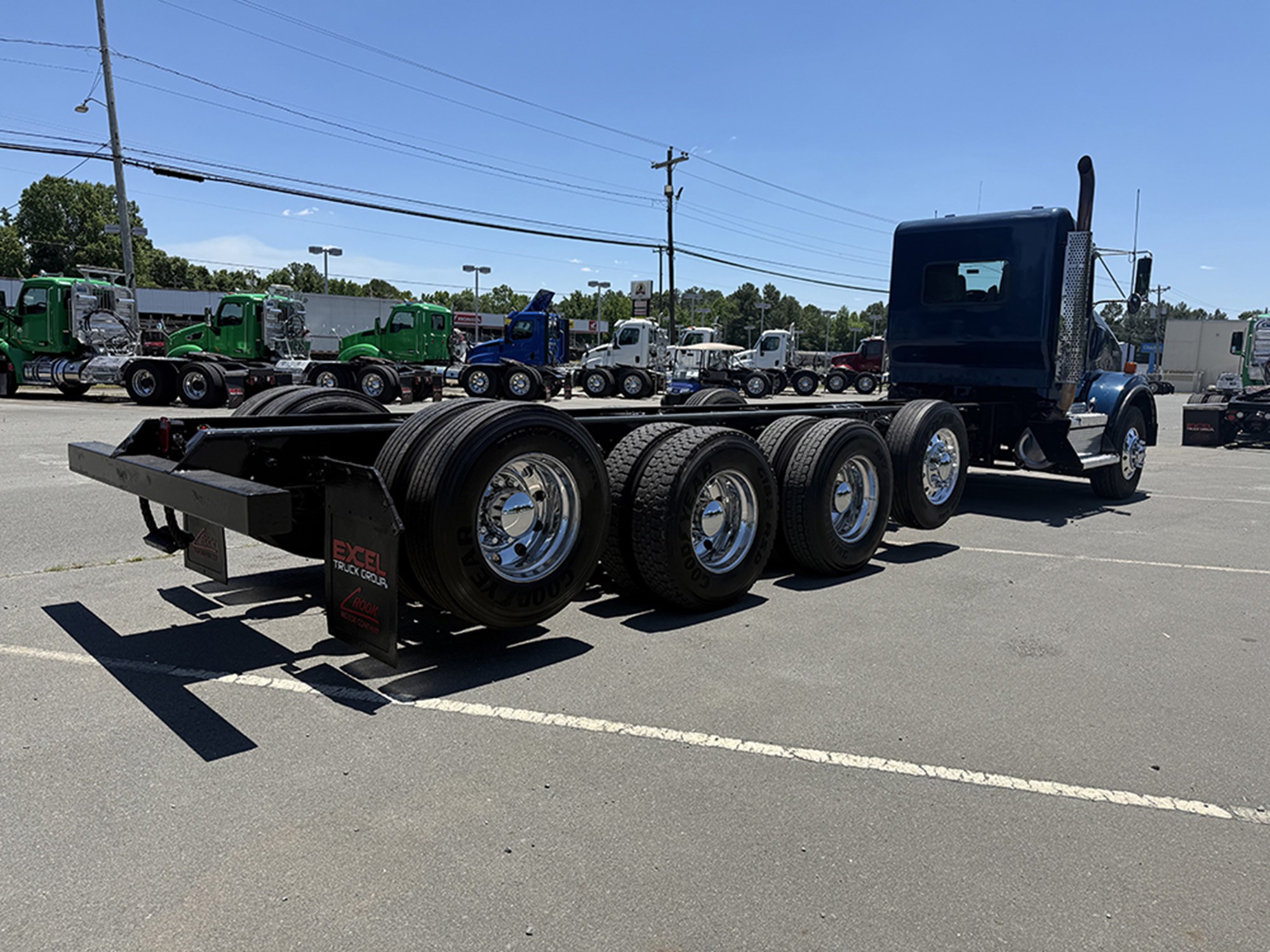 2019 Kenworth T8 Series 2019 Kenworth T8 Series - image 4 of 6