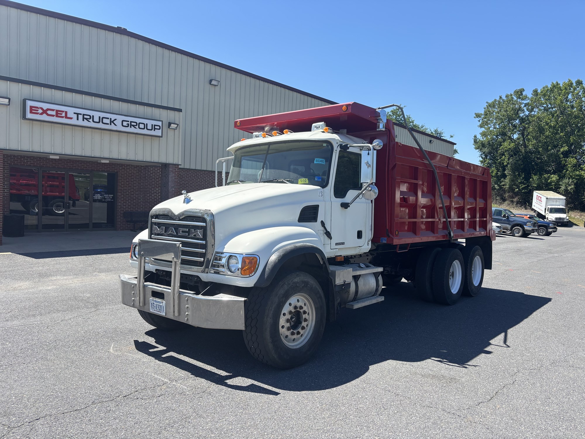 2007 MACK GRANITE 2007 MACK GRANITE - image 1 of 2
