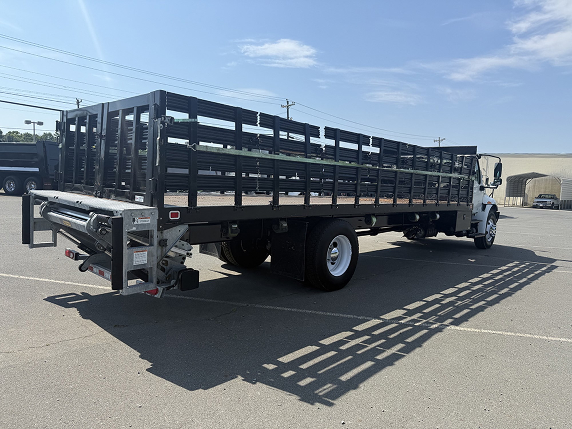 2019 International MV607 - image 4 of 6