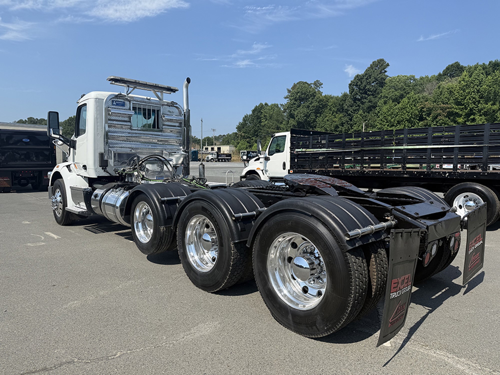 2020 Peterbilt 567 - image 6 of 6