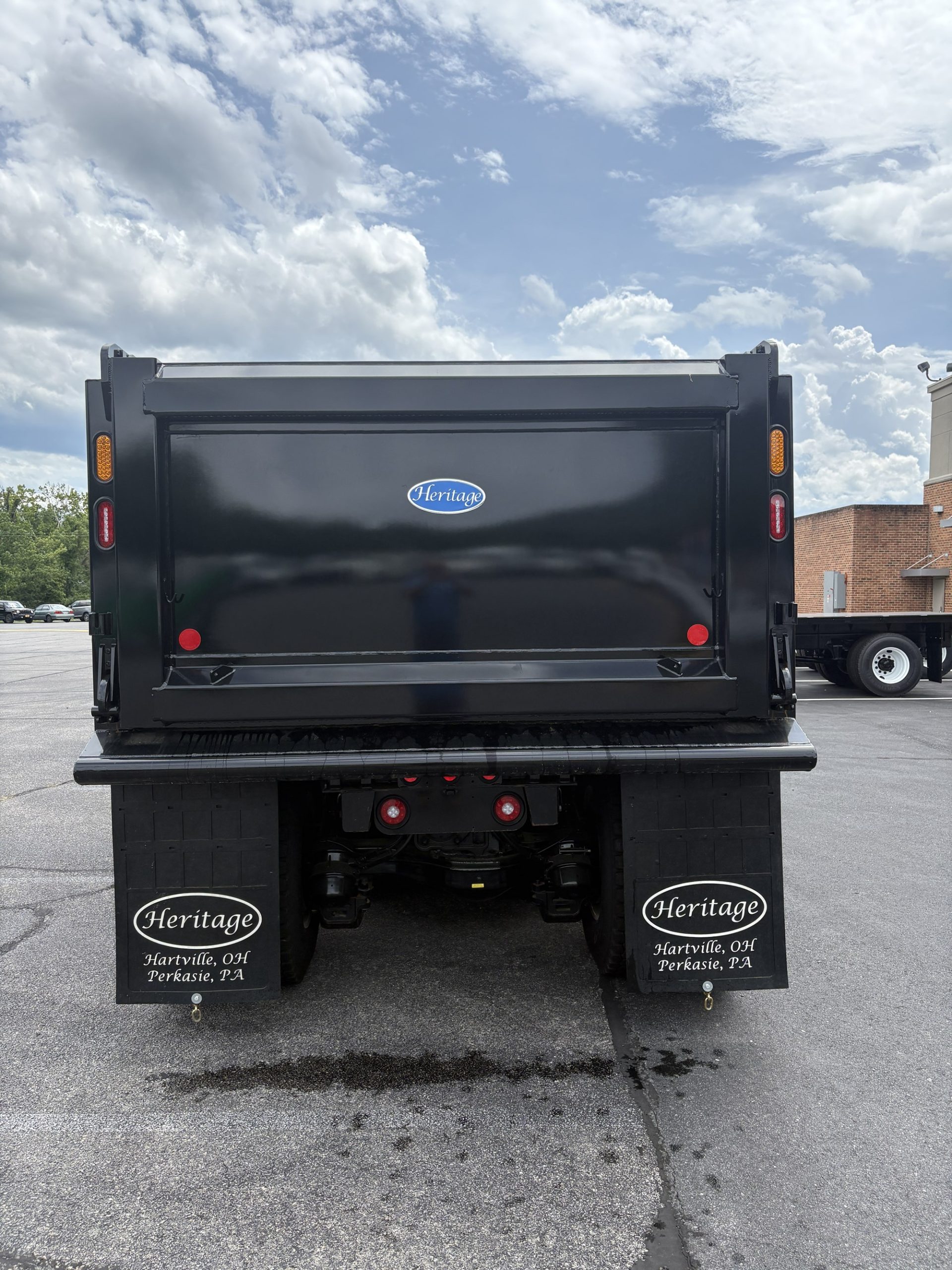 2026 Mack Granite - image 5 of 6