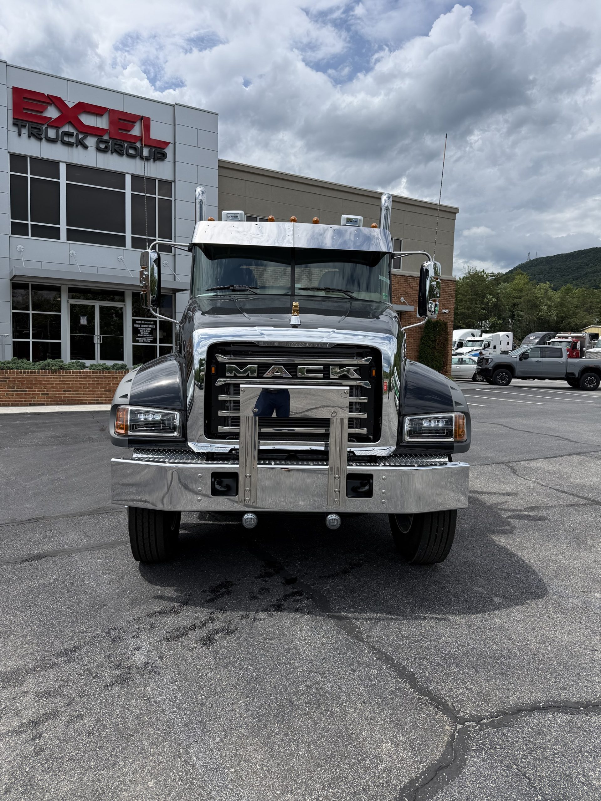 2026 Mack Granite - image 1 of 6