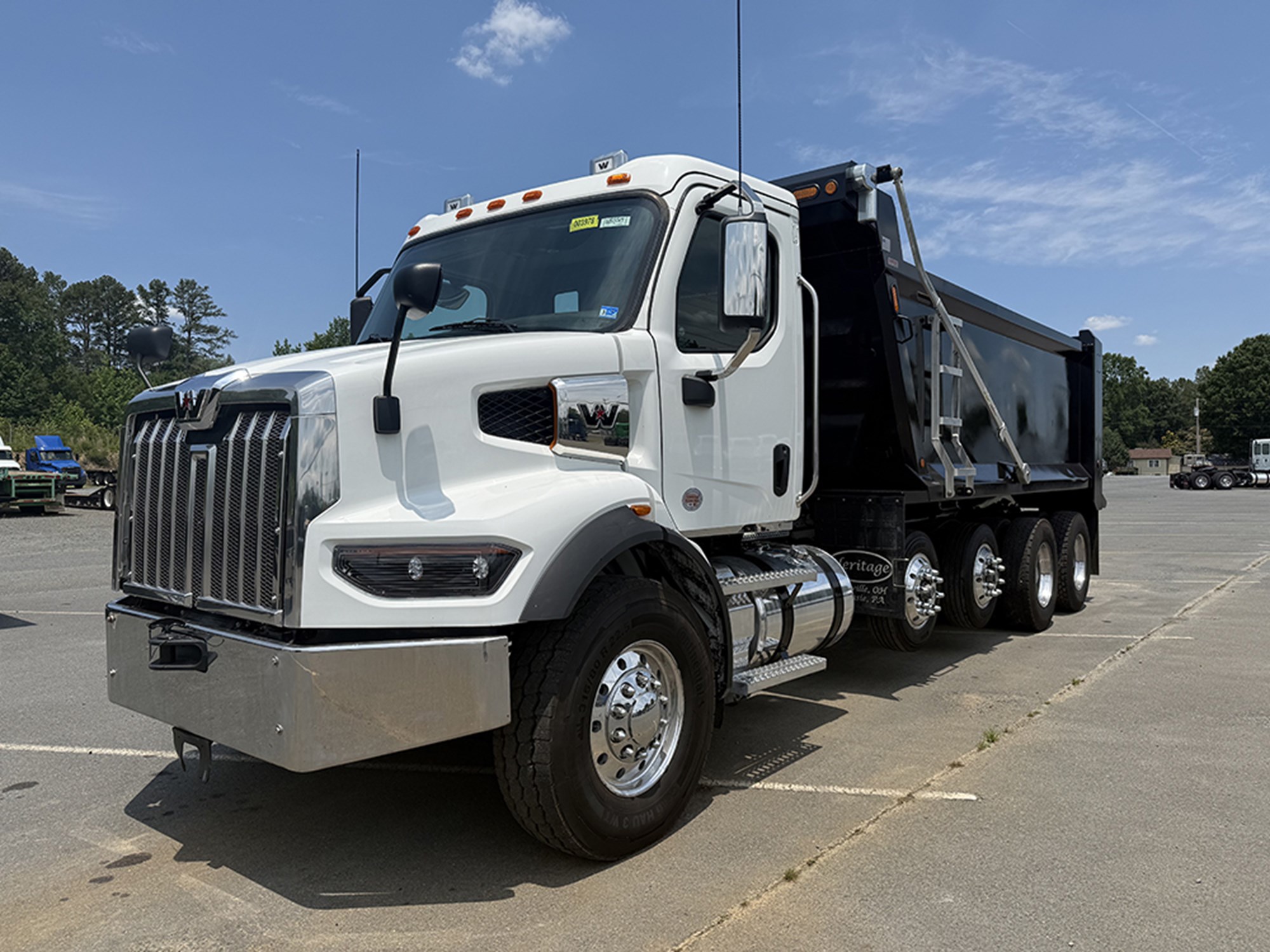 2025 Western Star 47X 2025 Western Star 47X - image 1 of 6