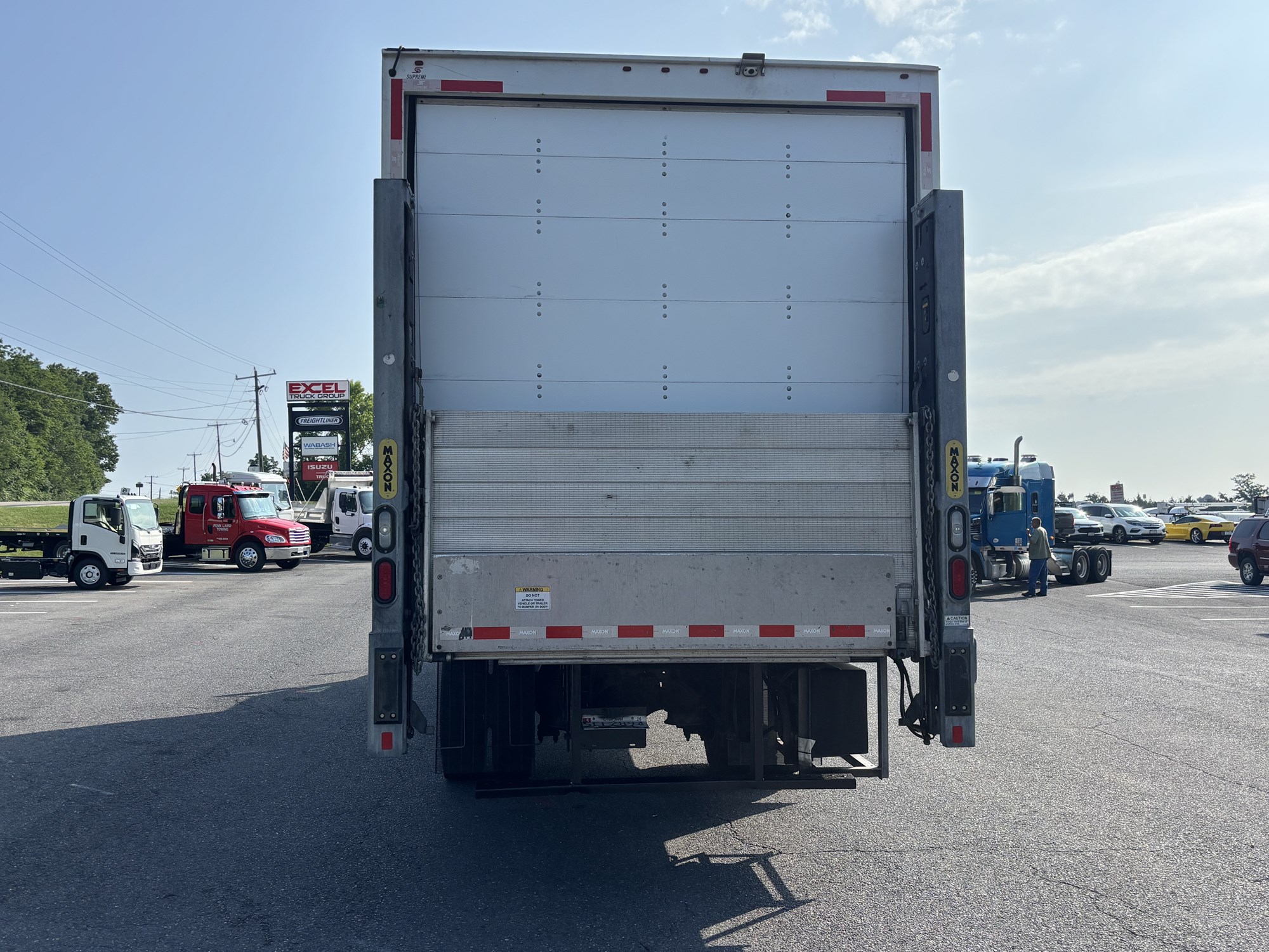 2021 Freightliner M2 2021 Freightliner M2 - image 4 of 6