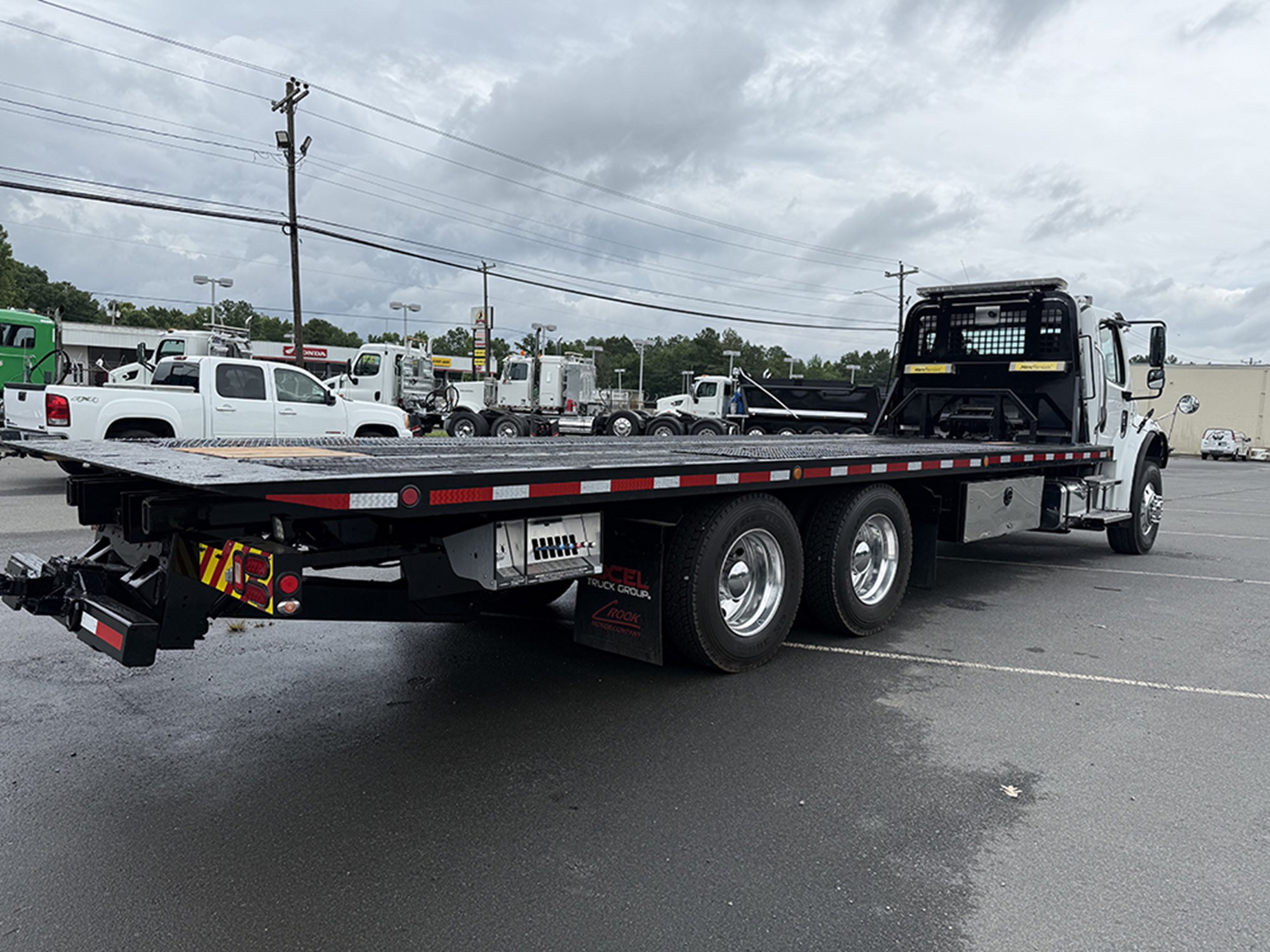 2020 Freightliner eM2 — photo 4