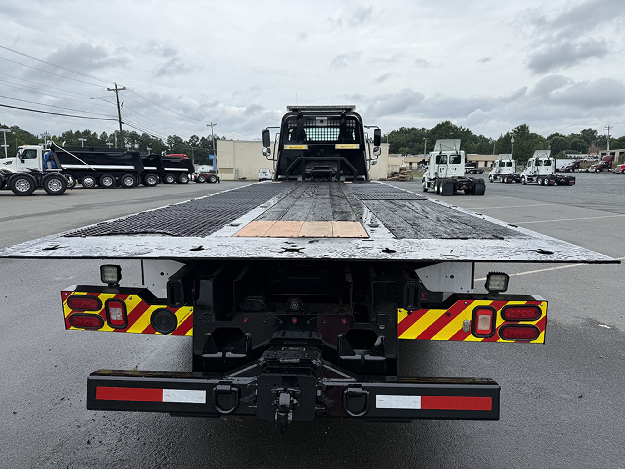 2020 Freightliner eM2 — photo 5