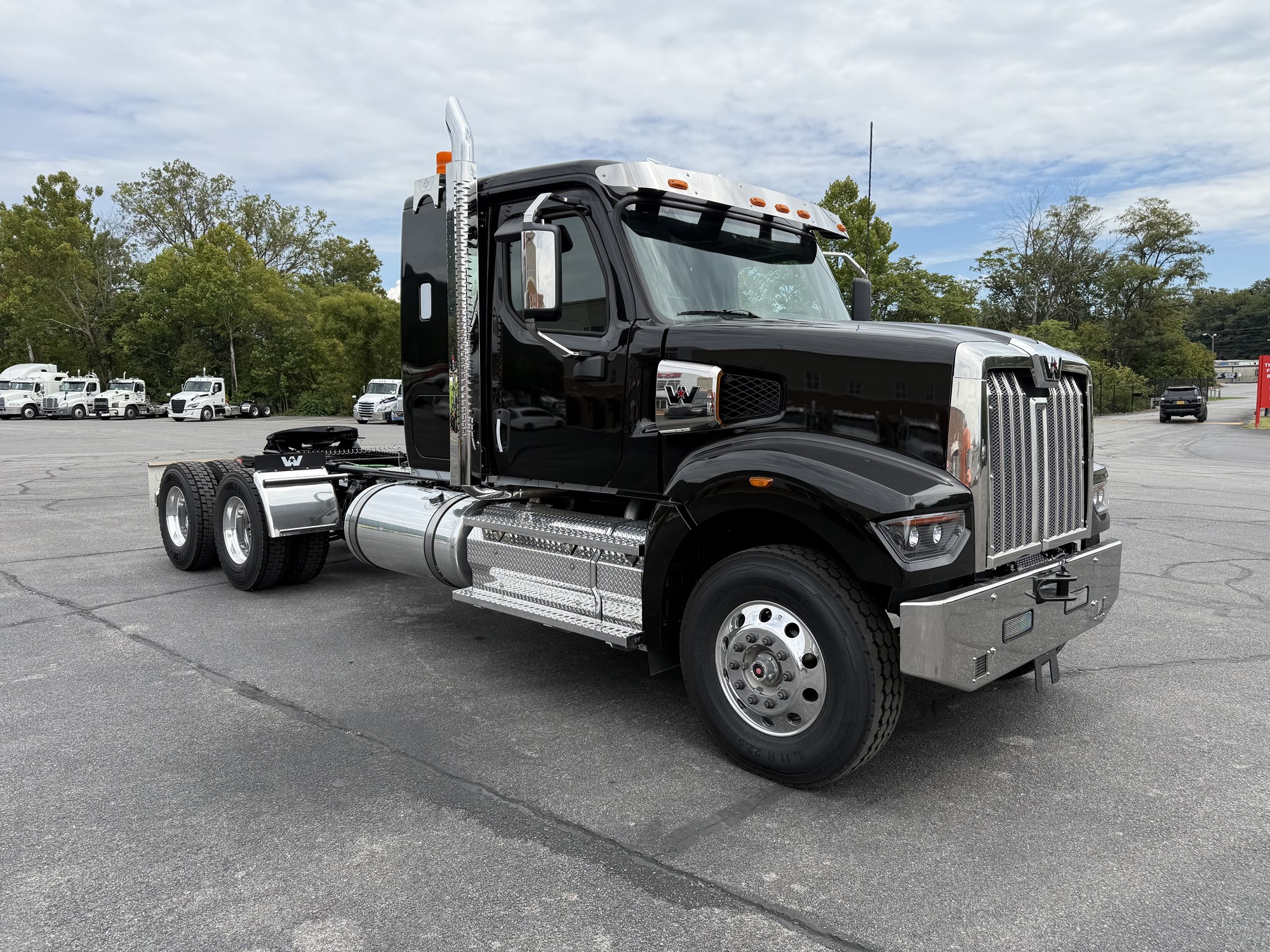 2026 Western Star 49X - image 5 of 6