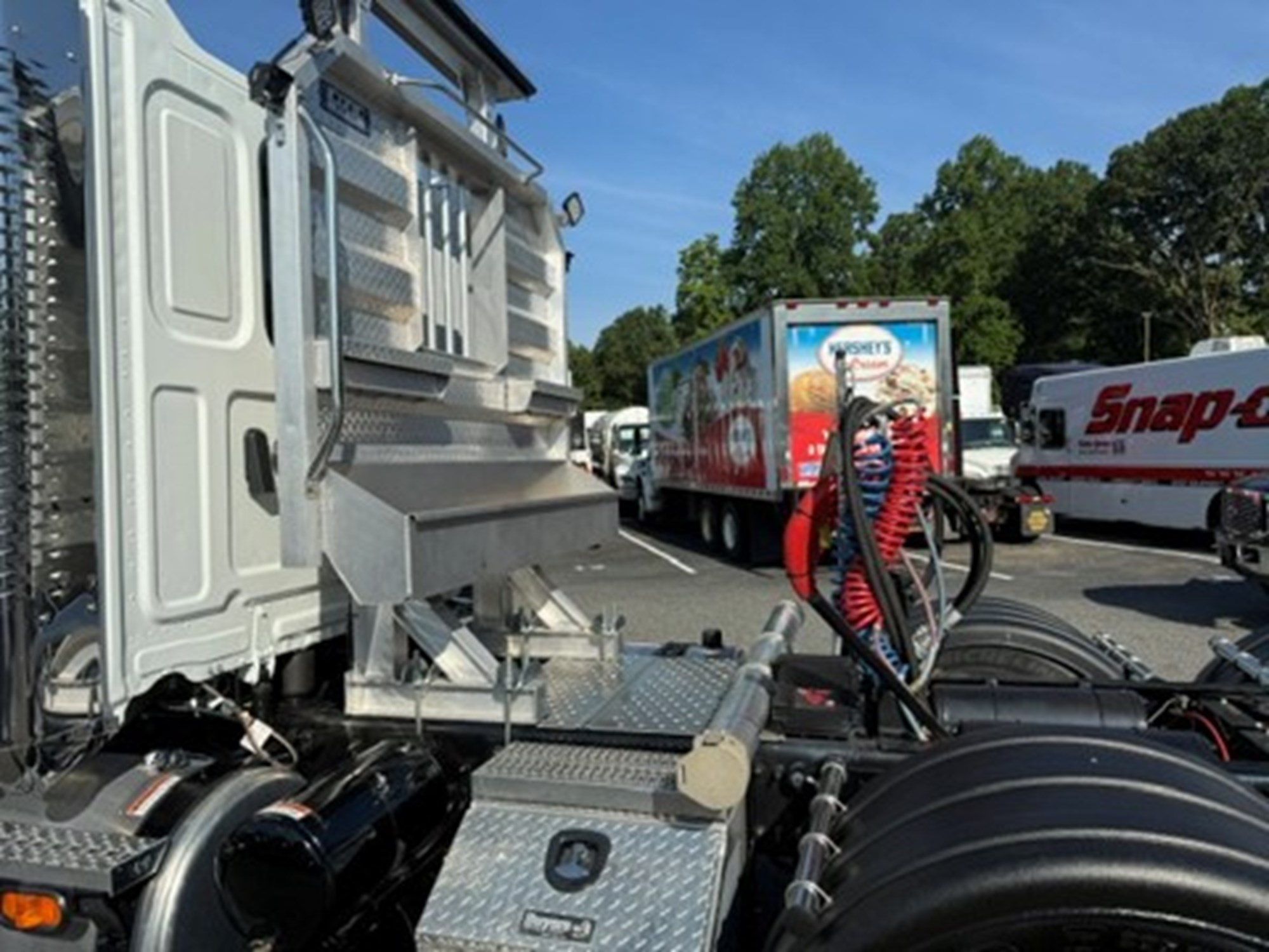 2026 Western Star 49X - image 2 of 6