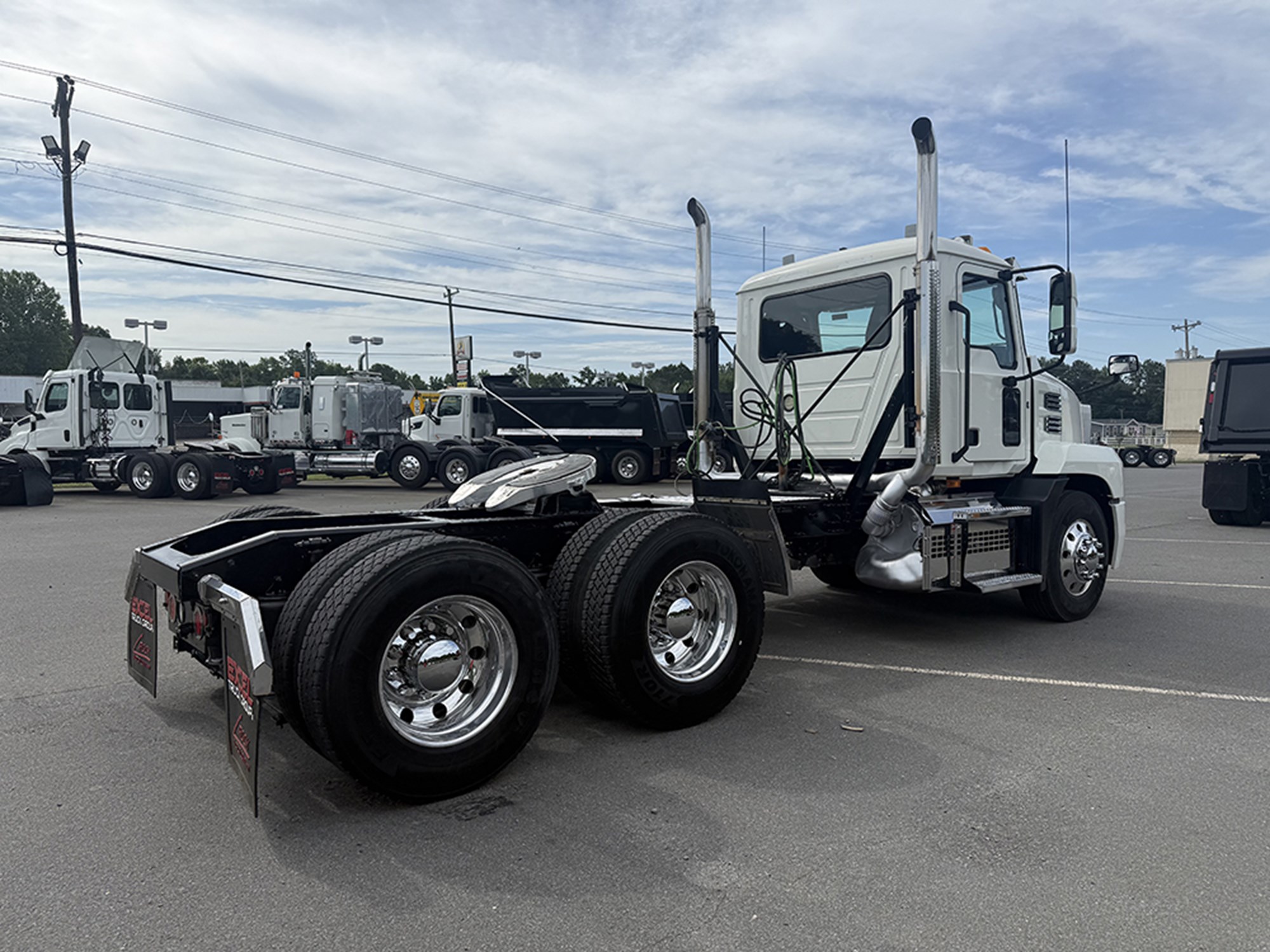 2020 Mack Anthem 2020 Mack Anthem - image 4 of 6