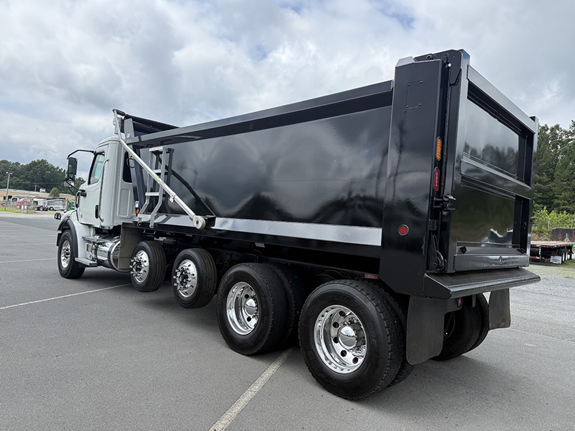 2025 Western Star 47X — photo 6