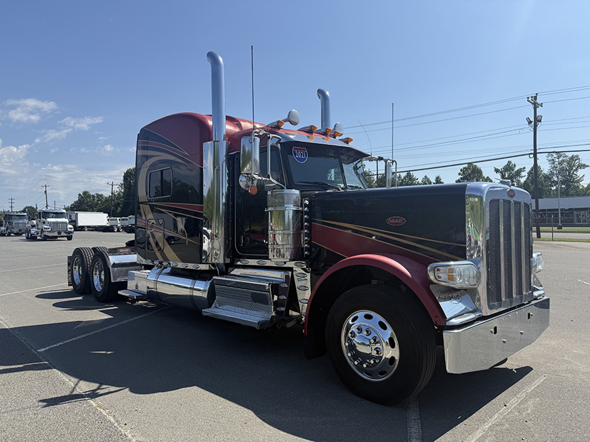 2021 Peterbilt 389 Ext Hood 2021 Peterbilt 389 Ext Hood - image 2 of 6