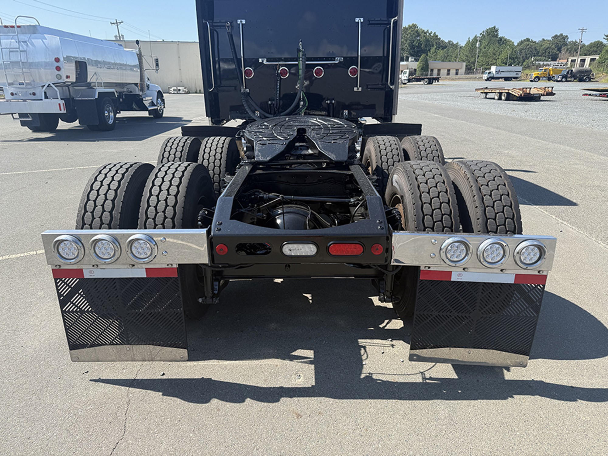 2021 Peterbilt 389 Ext Hood 2021 Peterbilt 389 Ext Hood - image 5 of 6