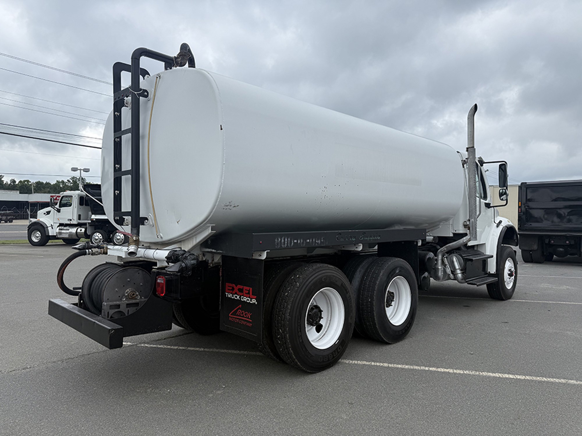 2017 Freightliner eM2 — photo 4