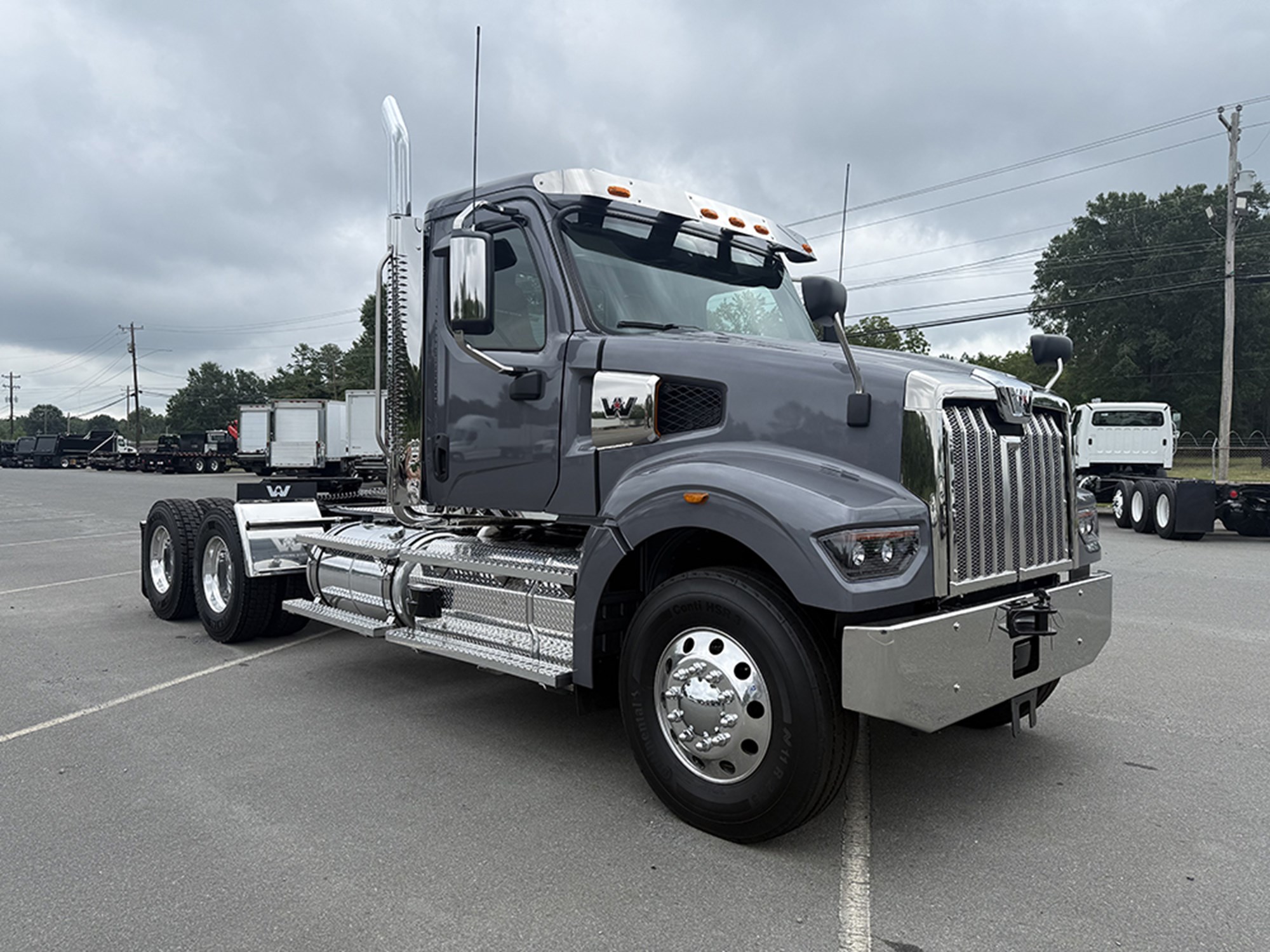 2027 Western Star 49X - image 2 of 6