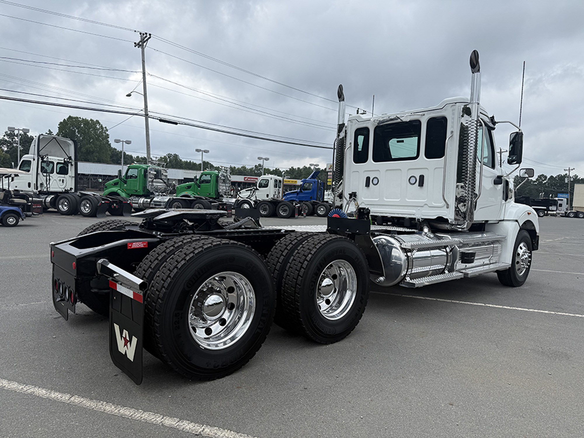 2027 Western Star 49X - image 4 of 6