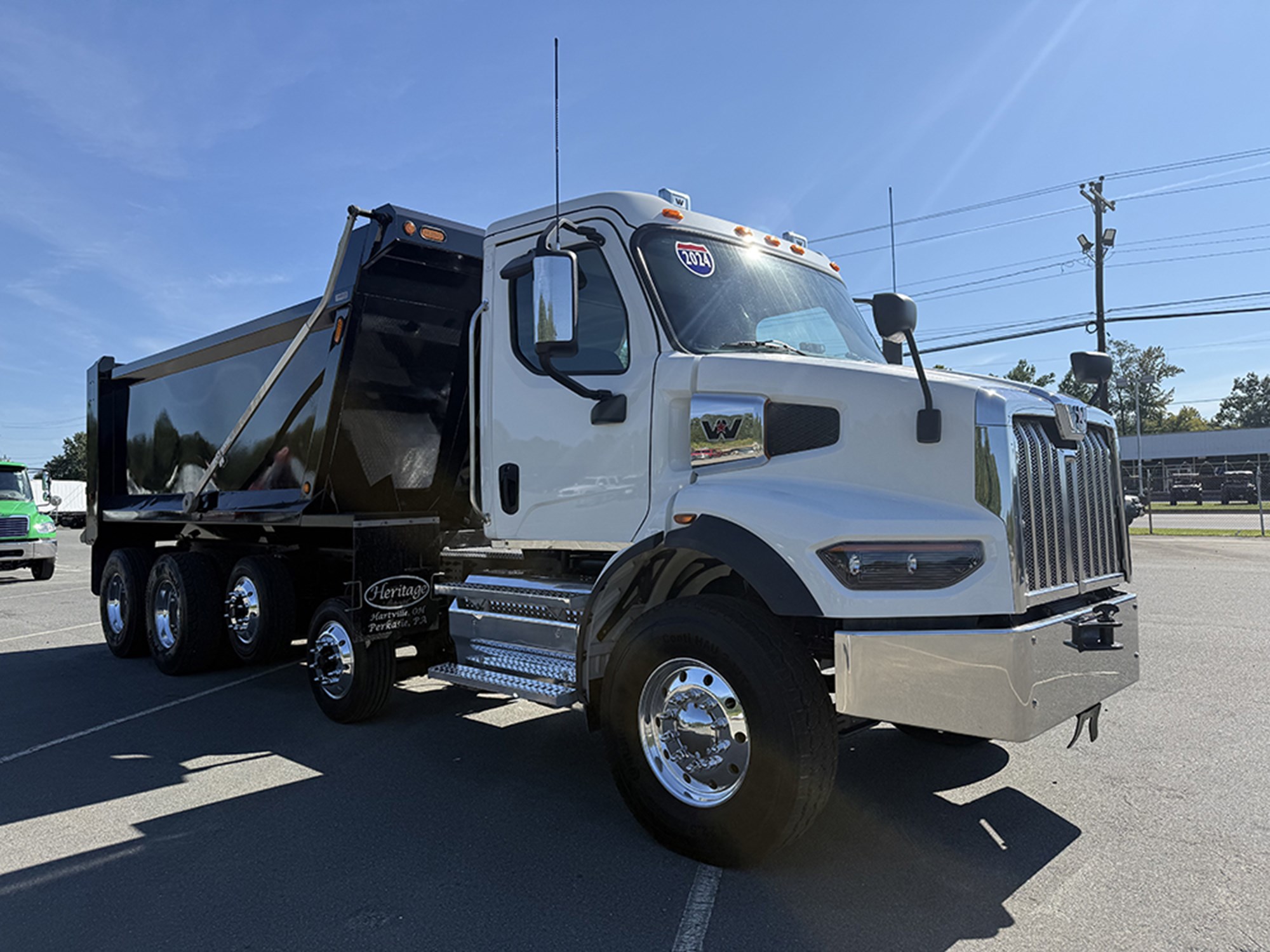 2024 Western Star 47X — photo 2