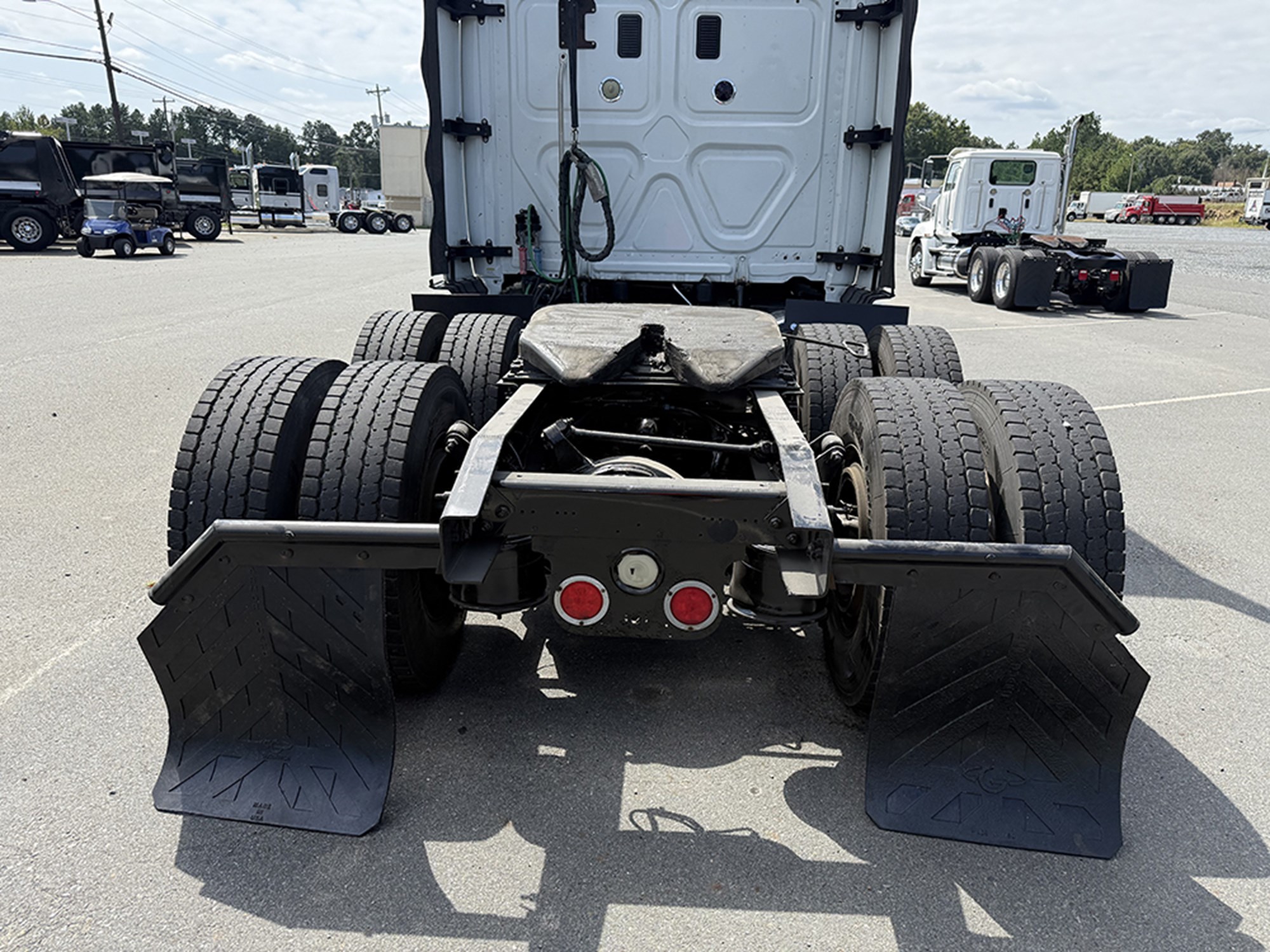 2016 Freightliner Cascadia — photo 5