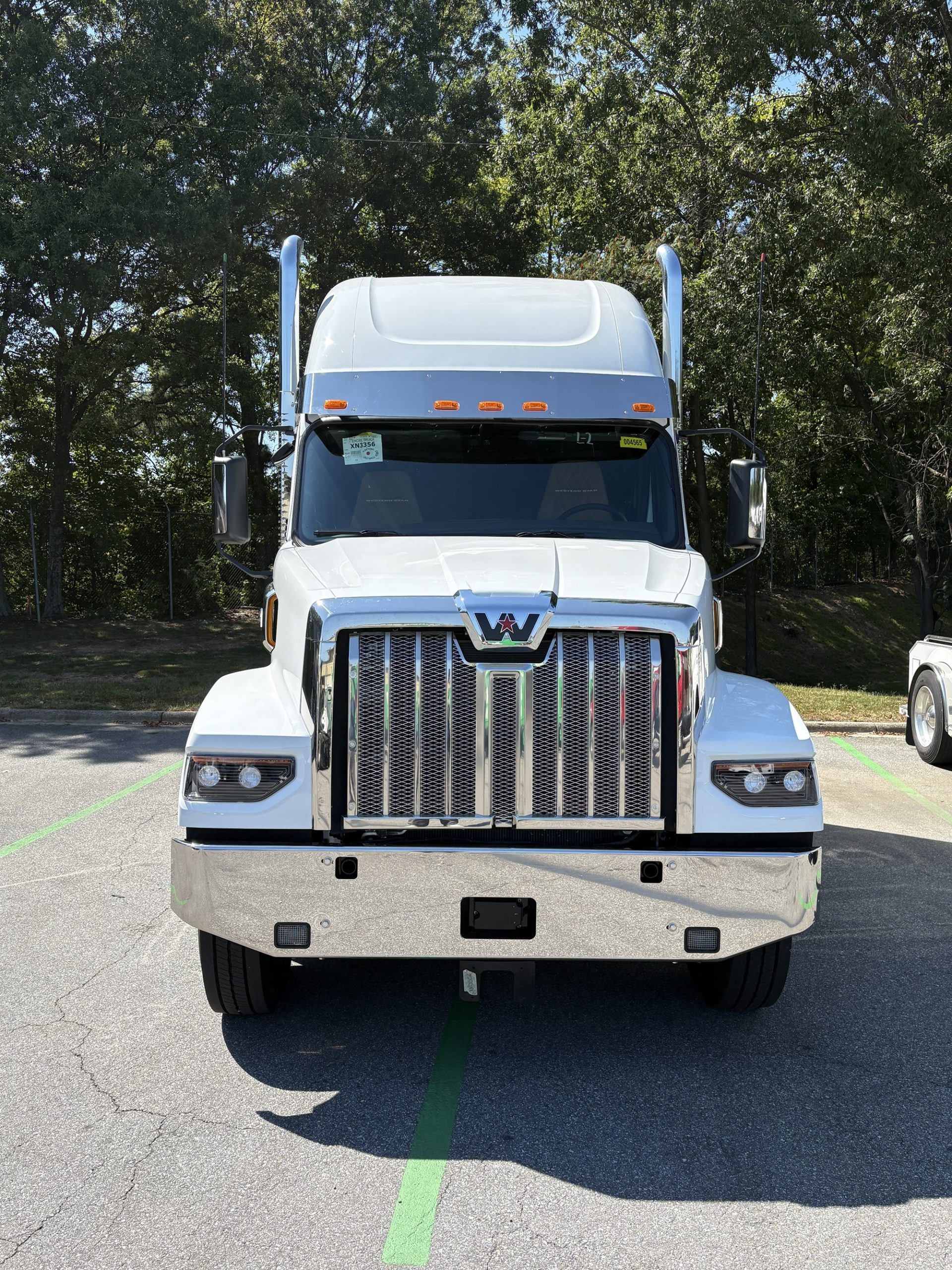 2027 Western Star 49X 2027 Western Star 49X - image 3 of 6