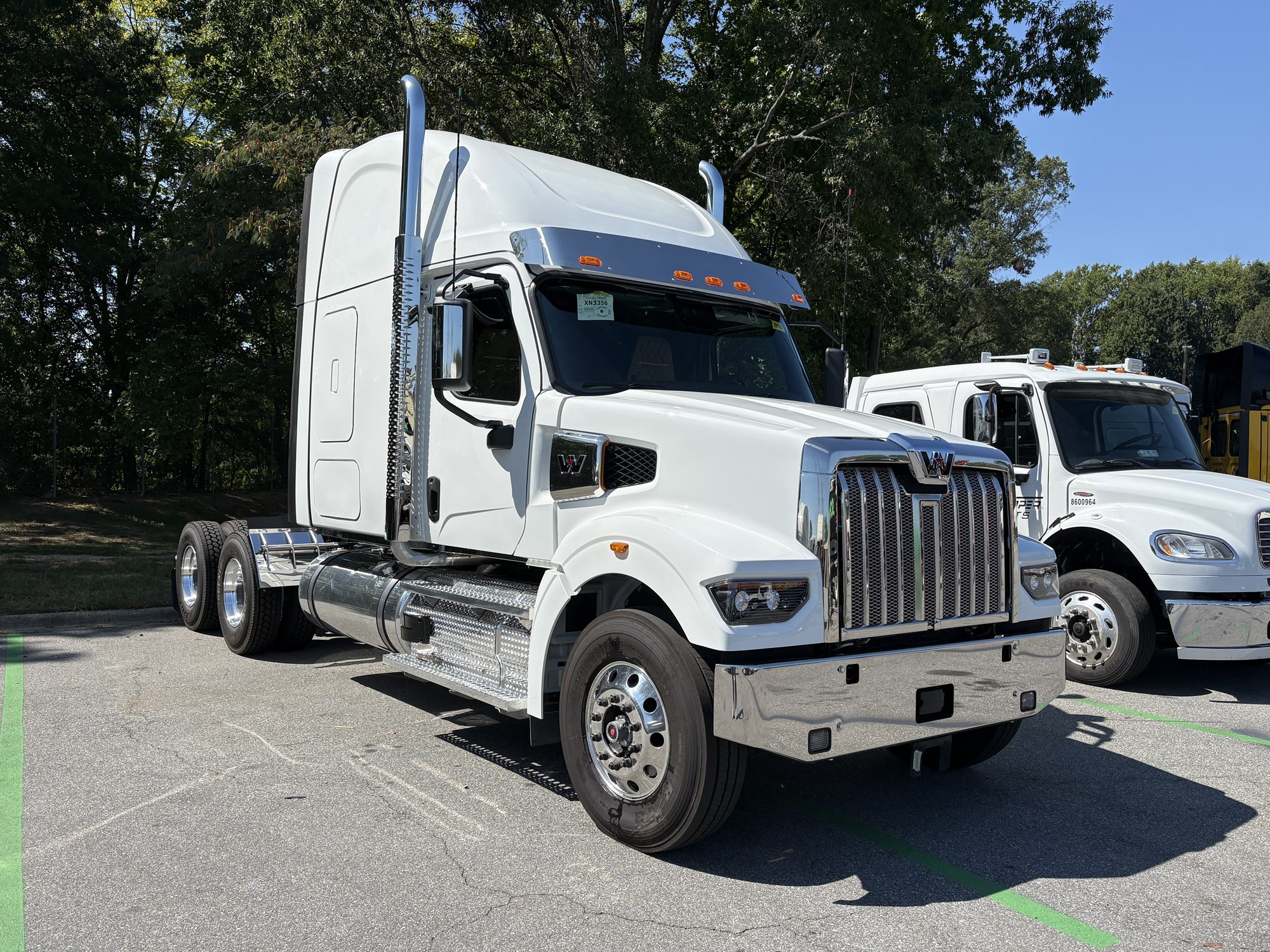 2027 Western Star 49X 2027 Western Star 49X - image 4 of 6