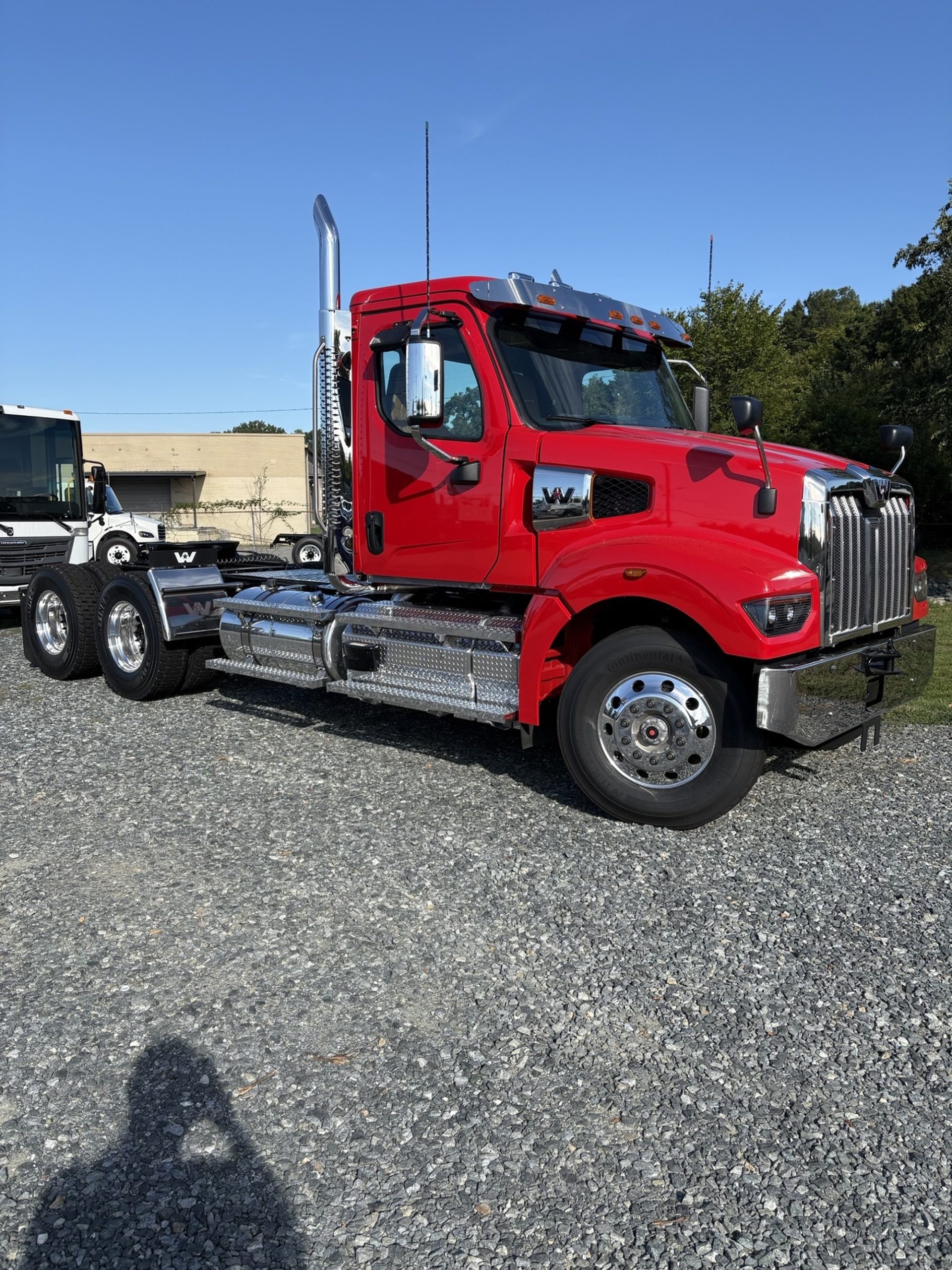 2027 Western Star 49X 2027 Western Star 49X - image 5 of 5