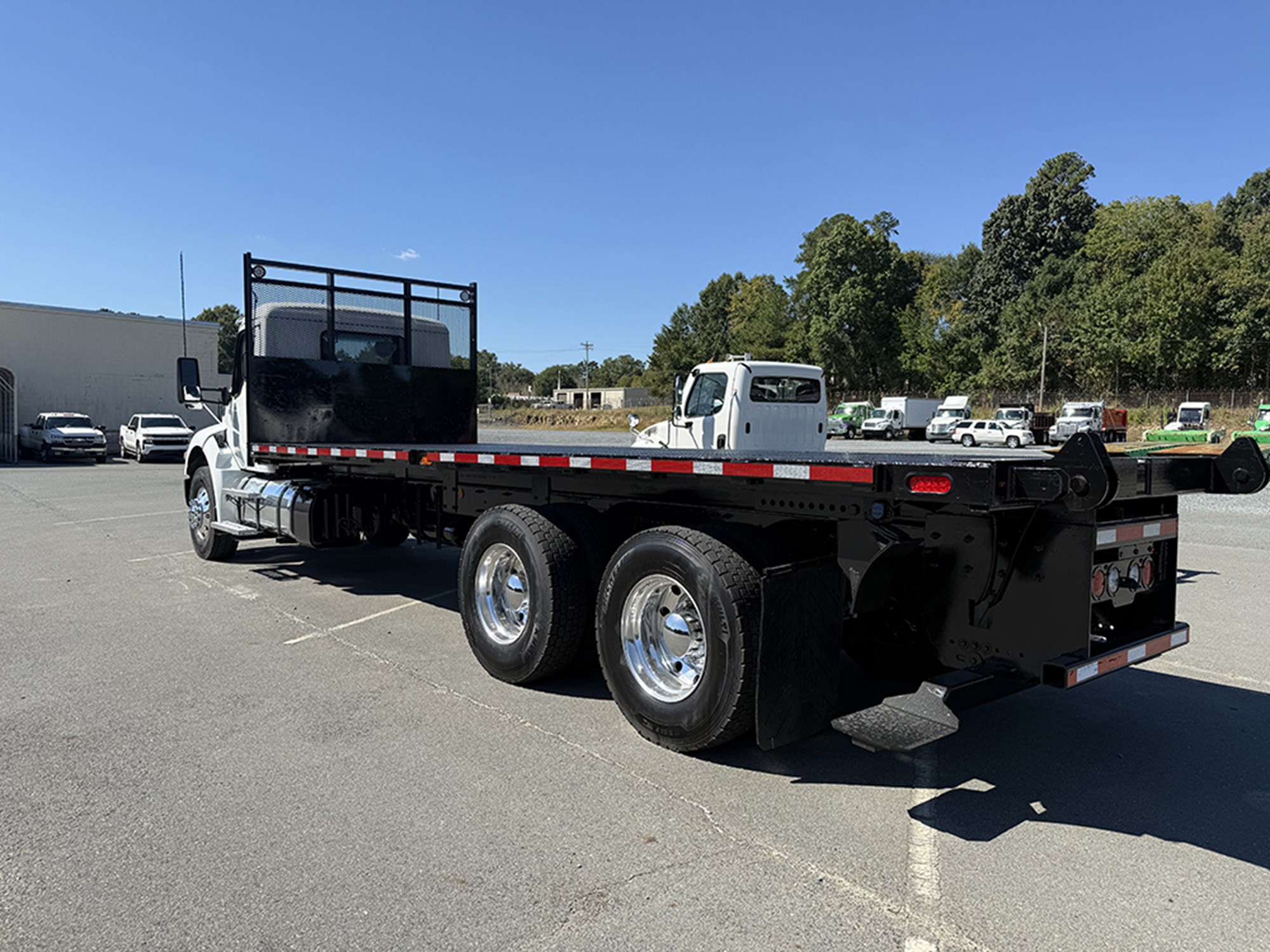 2024 Kenworth T480 - image 6 of 6