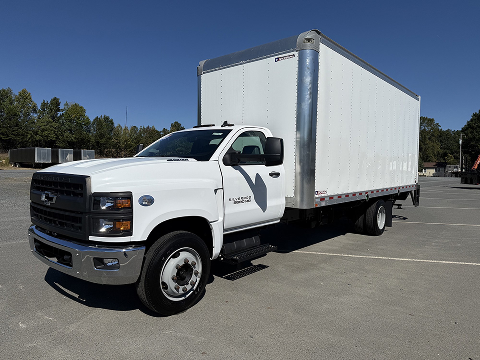 2022 Chevrolet GM515 - image 1 of 6