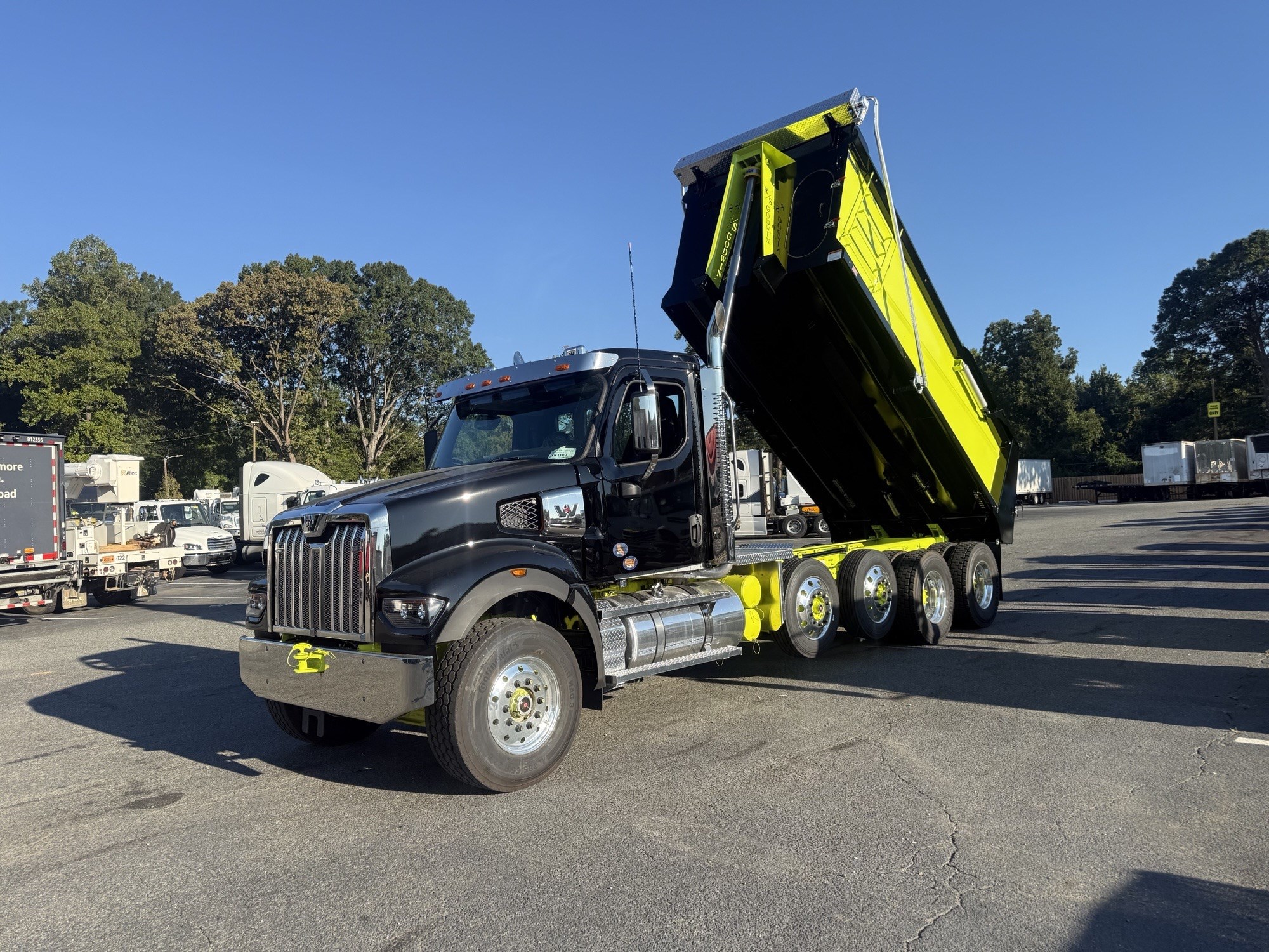 2027 Western Star 49X 2027 Western Star 49X - image 1 of 5