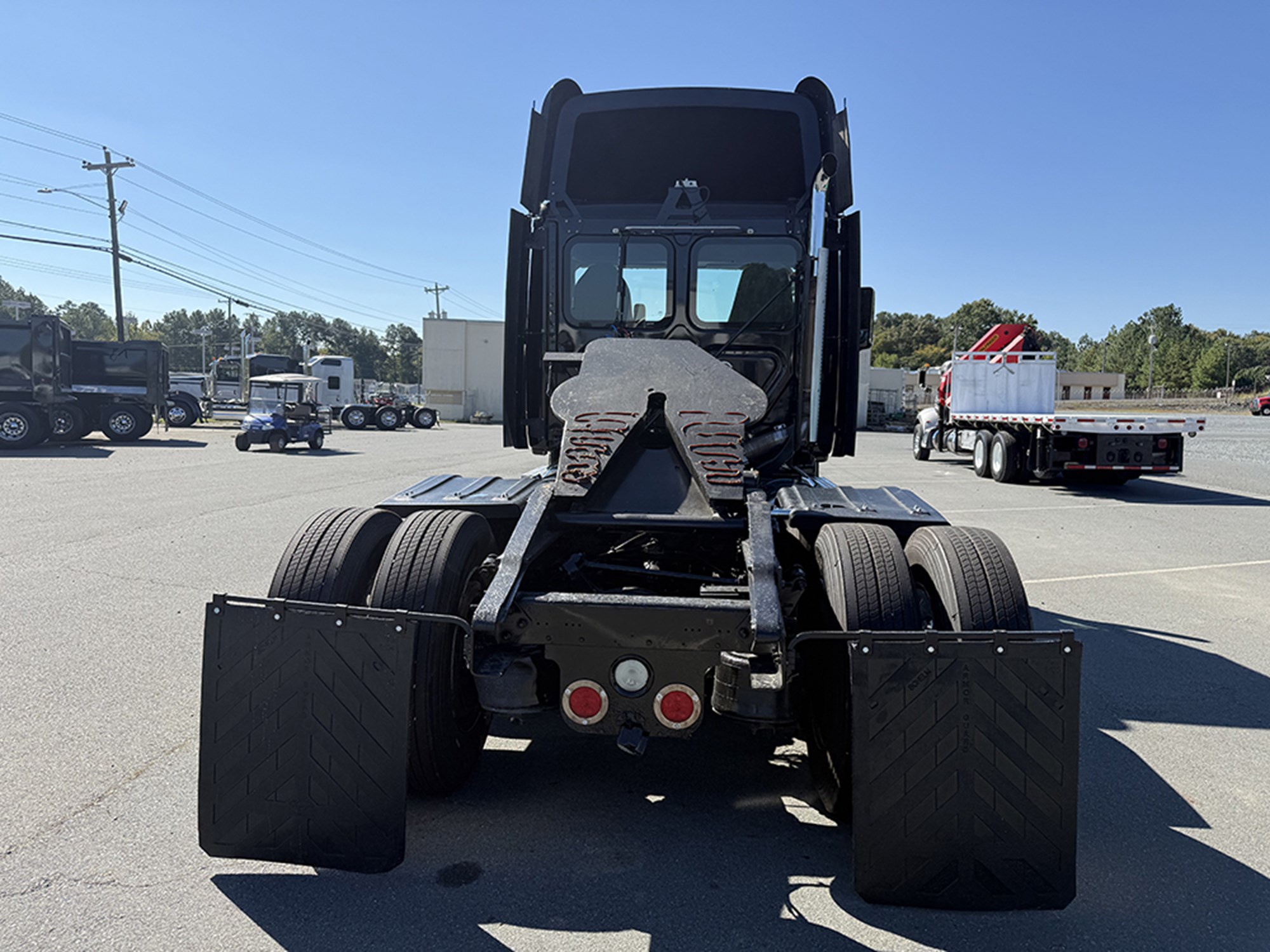 2014 Freightliner CA125 Cascadia 2014 Freightliner CA125 Cascadia - image 5 of 6