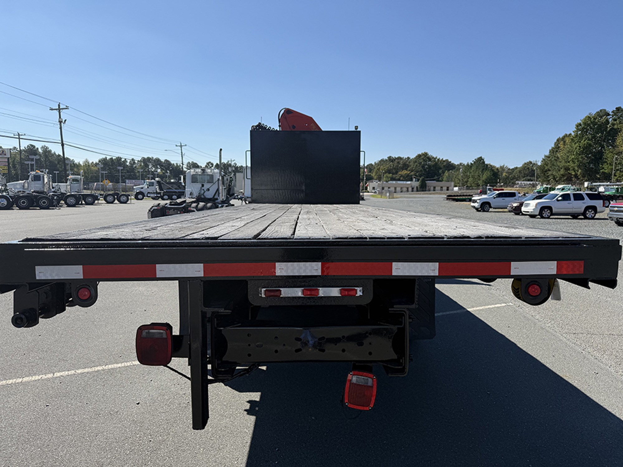 2016 Volvo VHD 2016 Volvo VHD - image 6 of 6